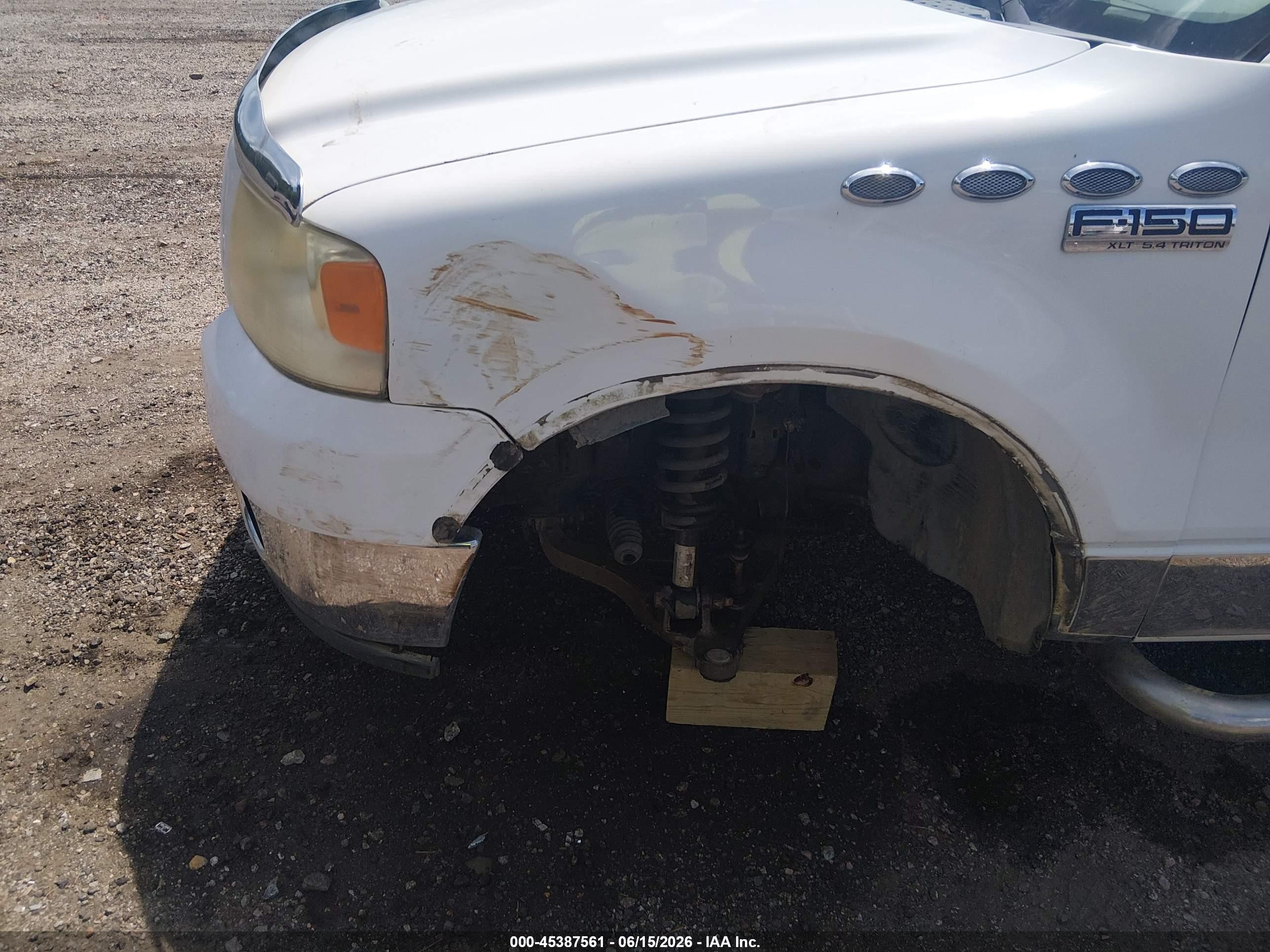 2006 Ford F-150 Lariat/xlt White vin: 1FTPW12V16KC55717