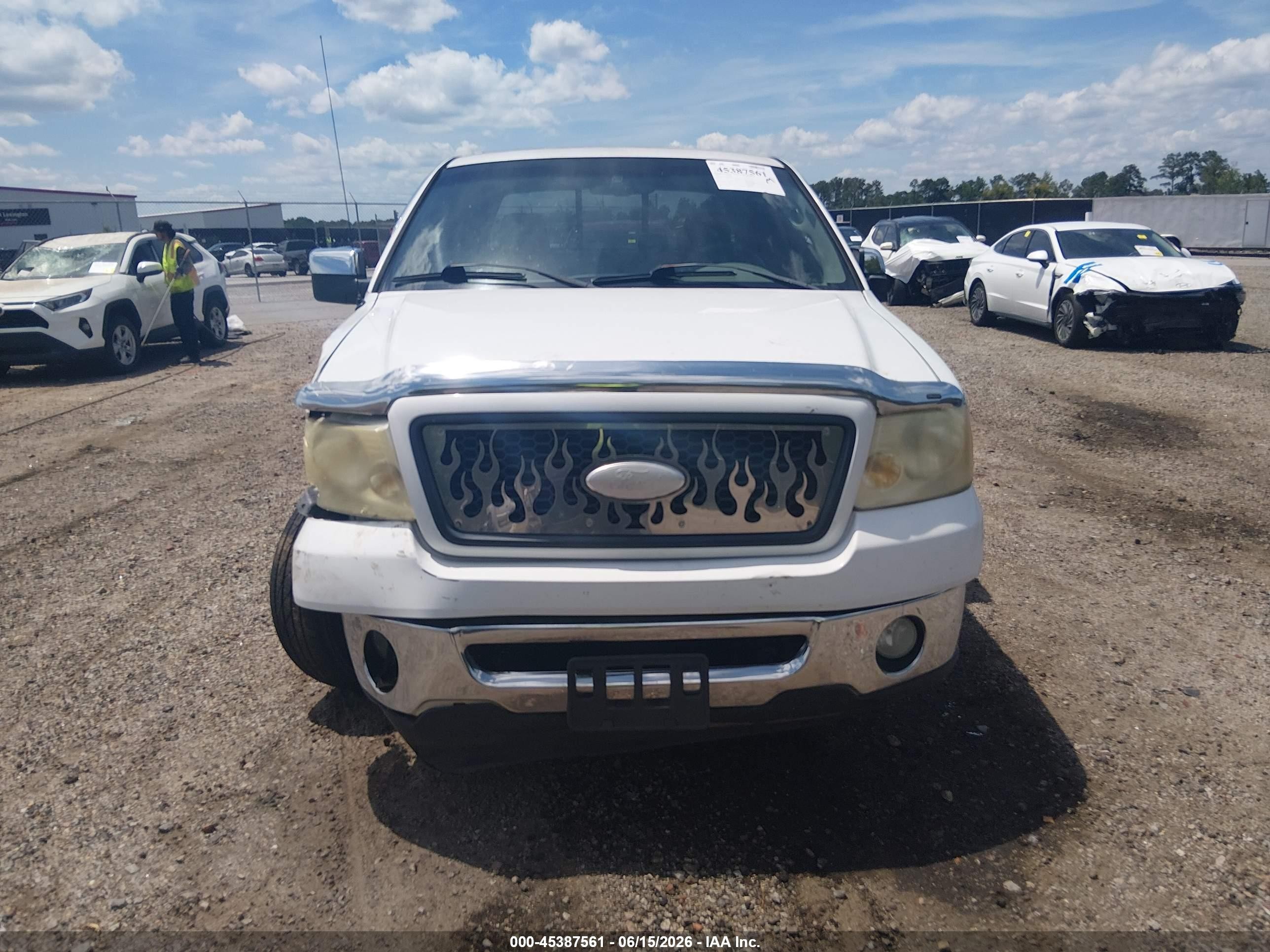 2006 Ford F-150 Lariat/xlt White vin: 1FTPW12V16KC55717