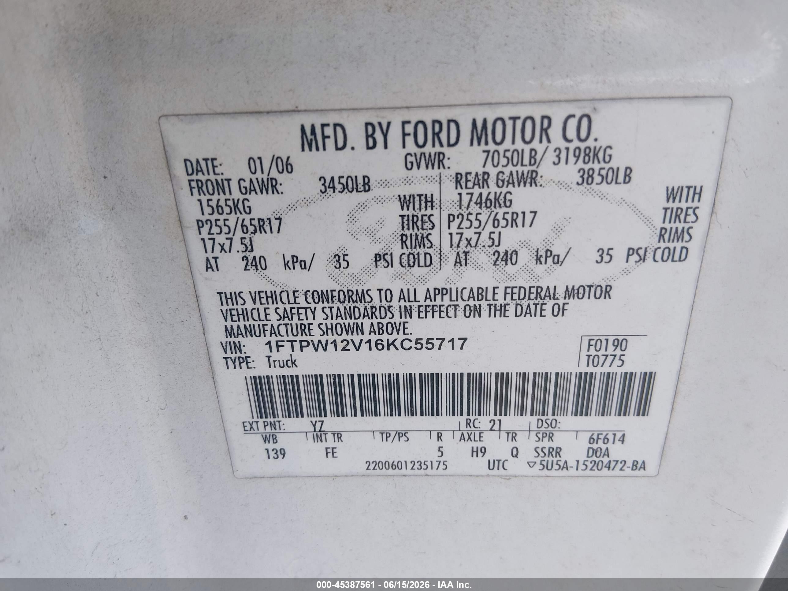 2006 Ford F-150 Lariat/xlt White vin: 1FTPW12V16KC55717