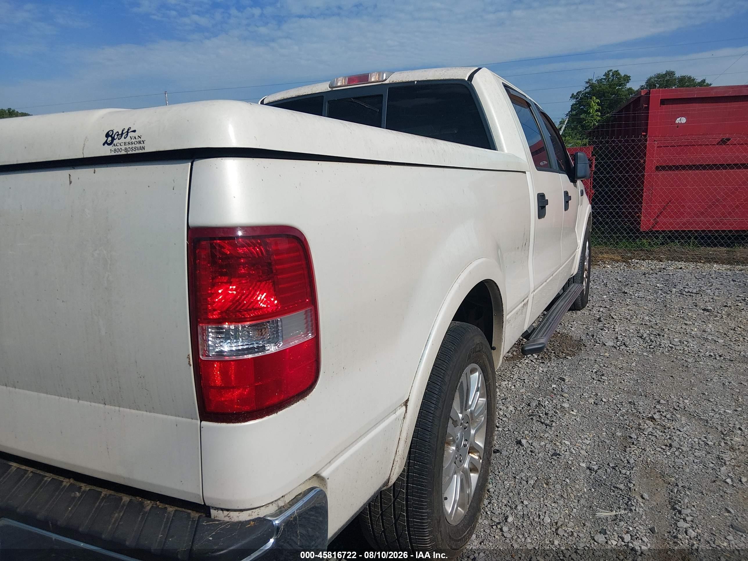 2007 Ford F-150 Lariat/xlt White vin: 1FTPW12V17FA52627