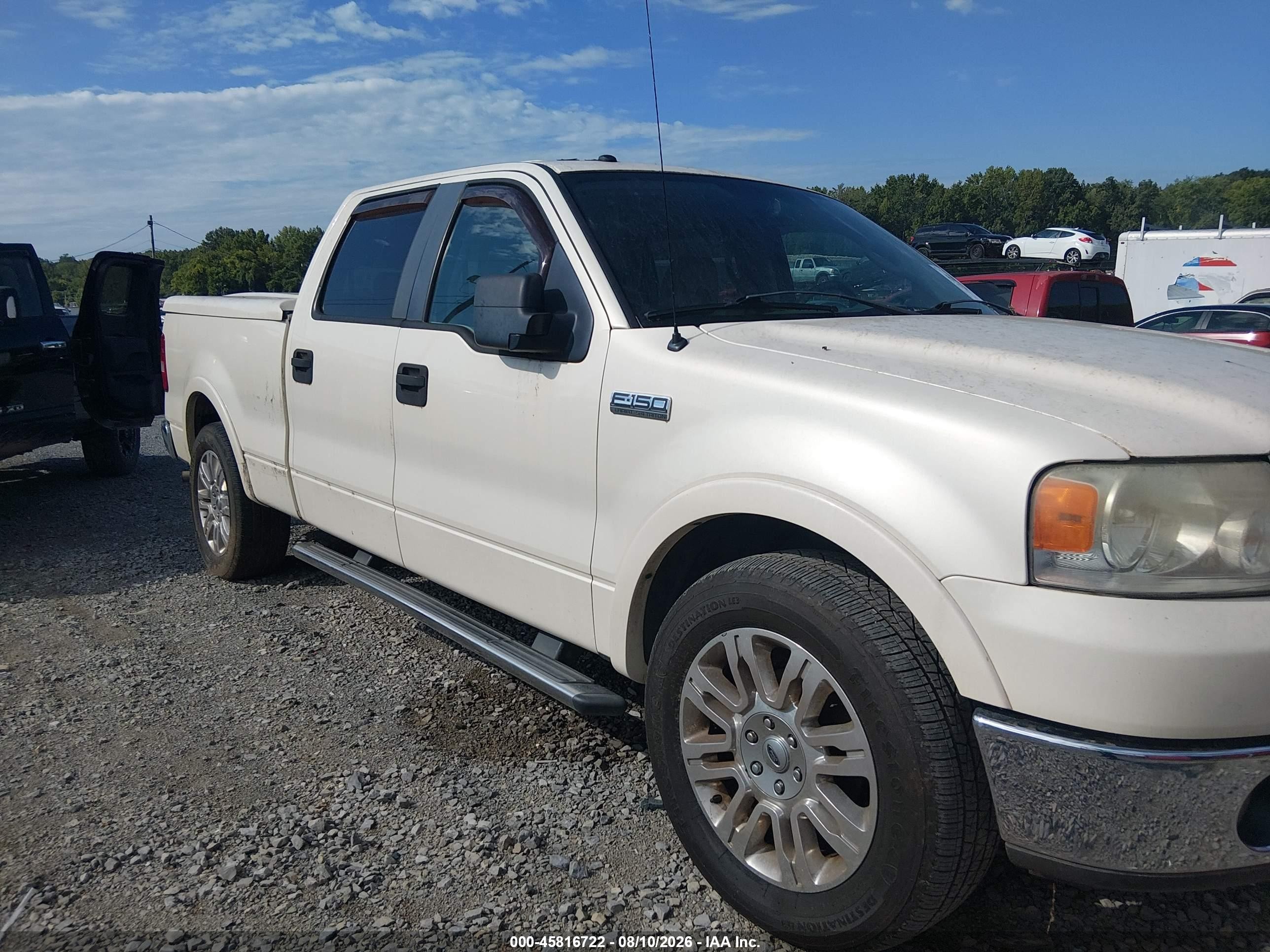 2007 Ford F-150 Lariat/xlt White vin: 1FTPW12V17FA52627