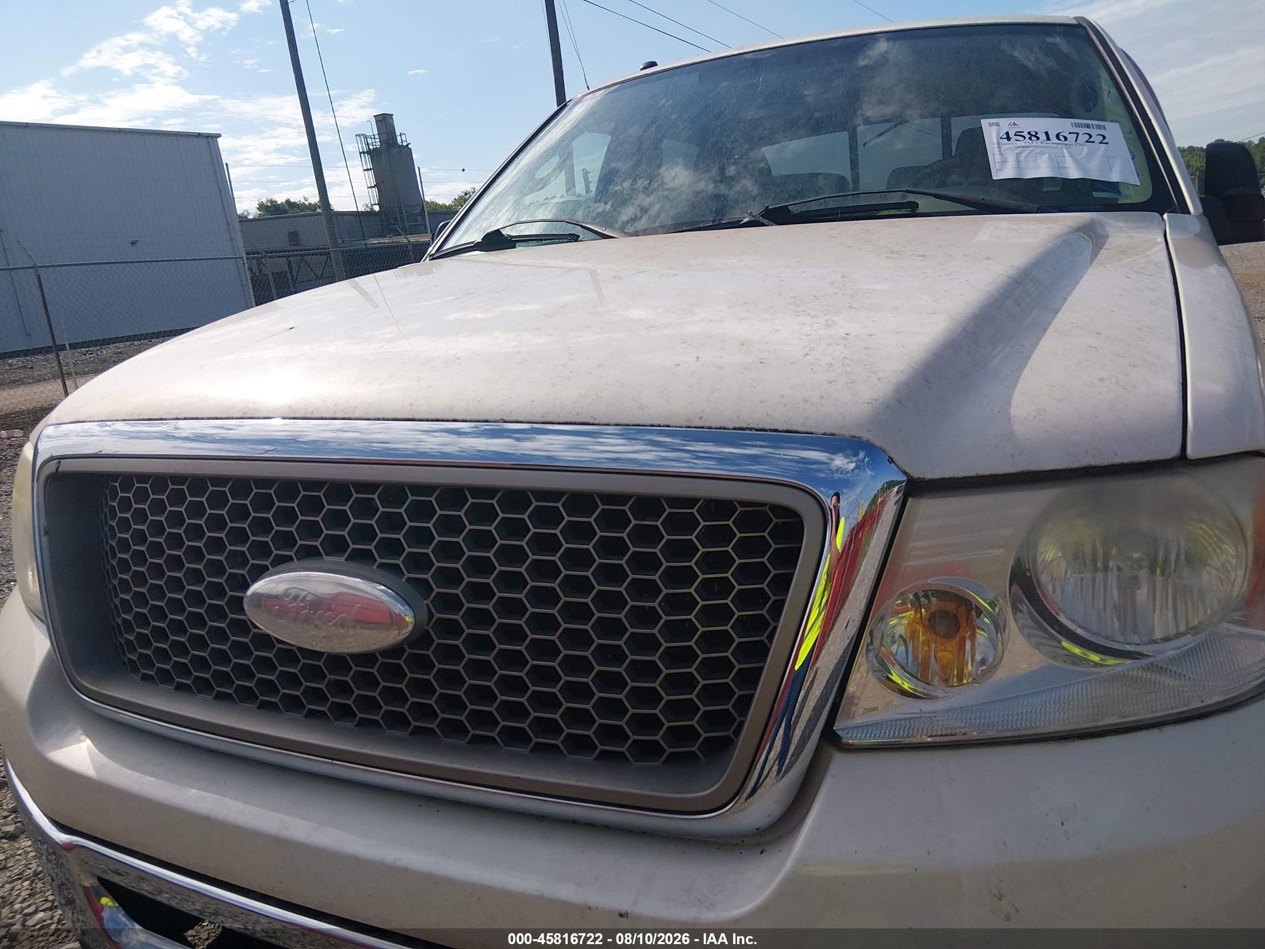 2007 Ford F-150 Lariat/xlt White vin: 1FTPW12V17FA52627