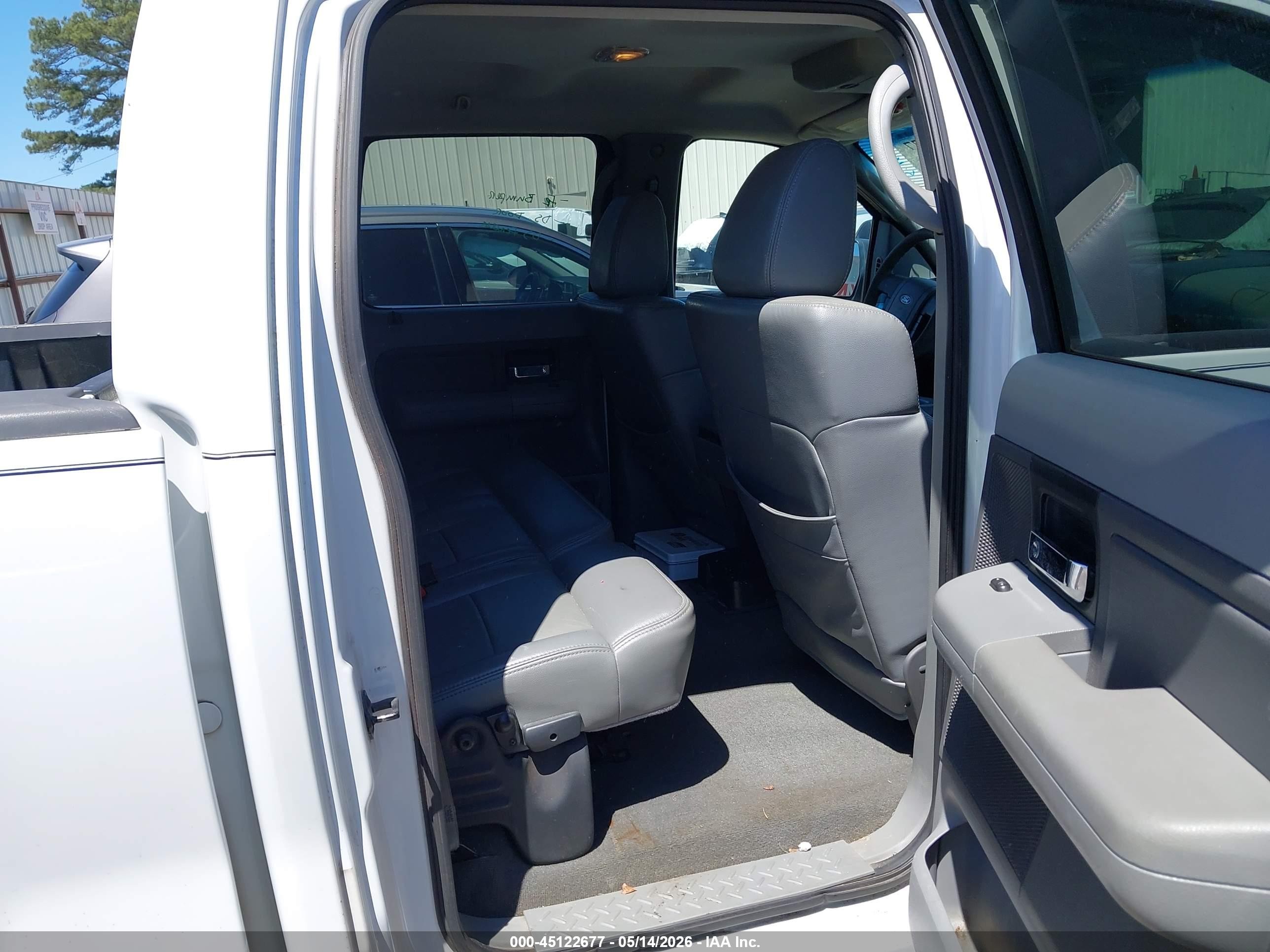 2007 Ford F-150 Lariat/xlt White vin: 1FTPW12V37FA29494