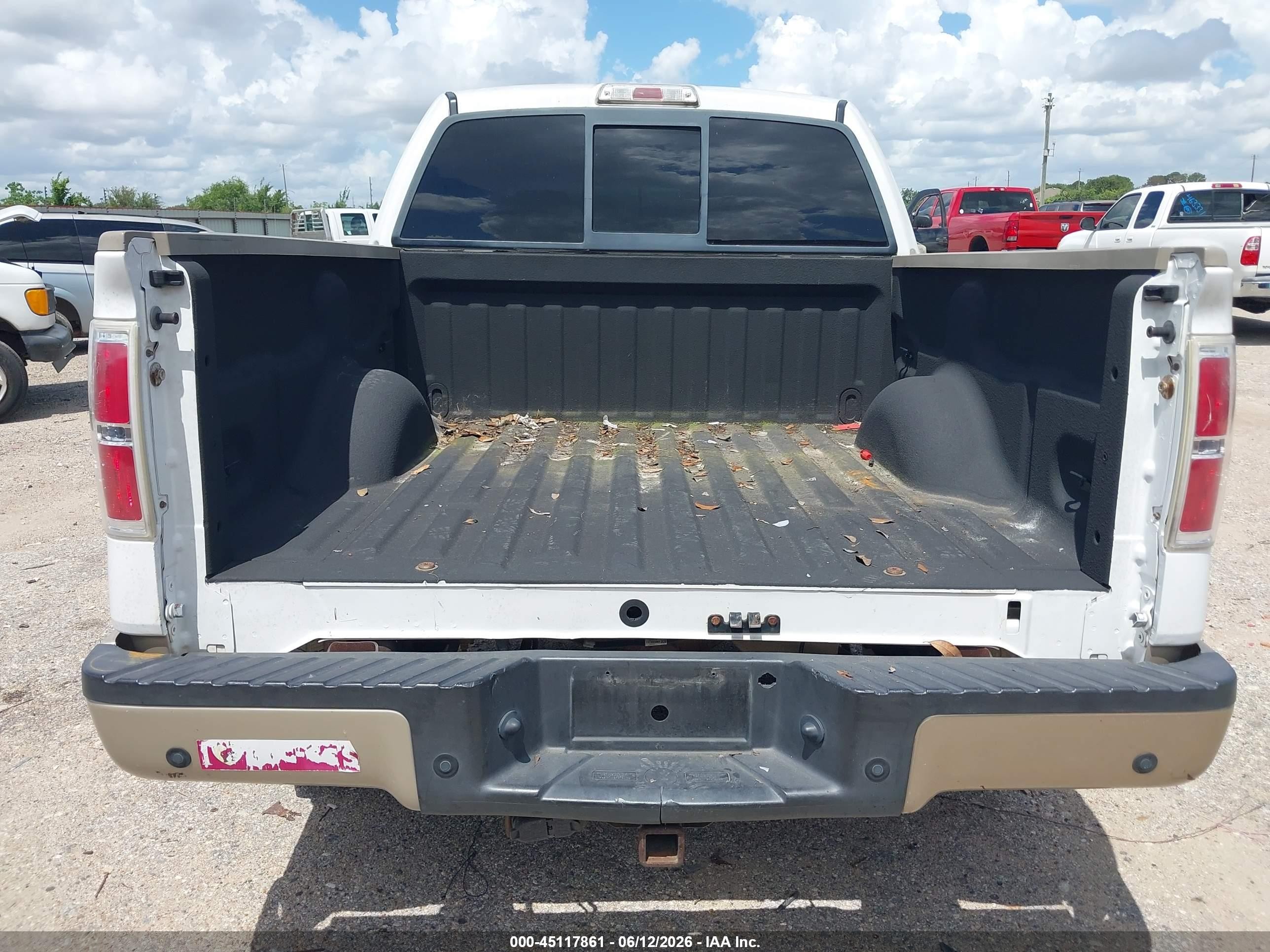 2009 Ford F-150 King Ranch White vin: 1FTPW12V39KC32380