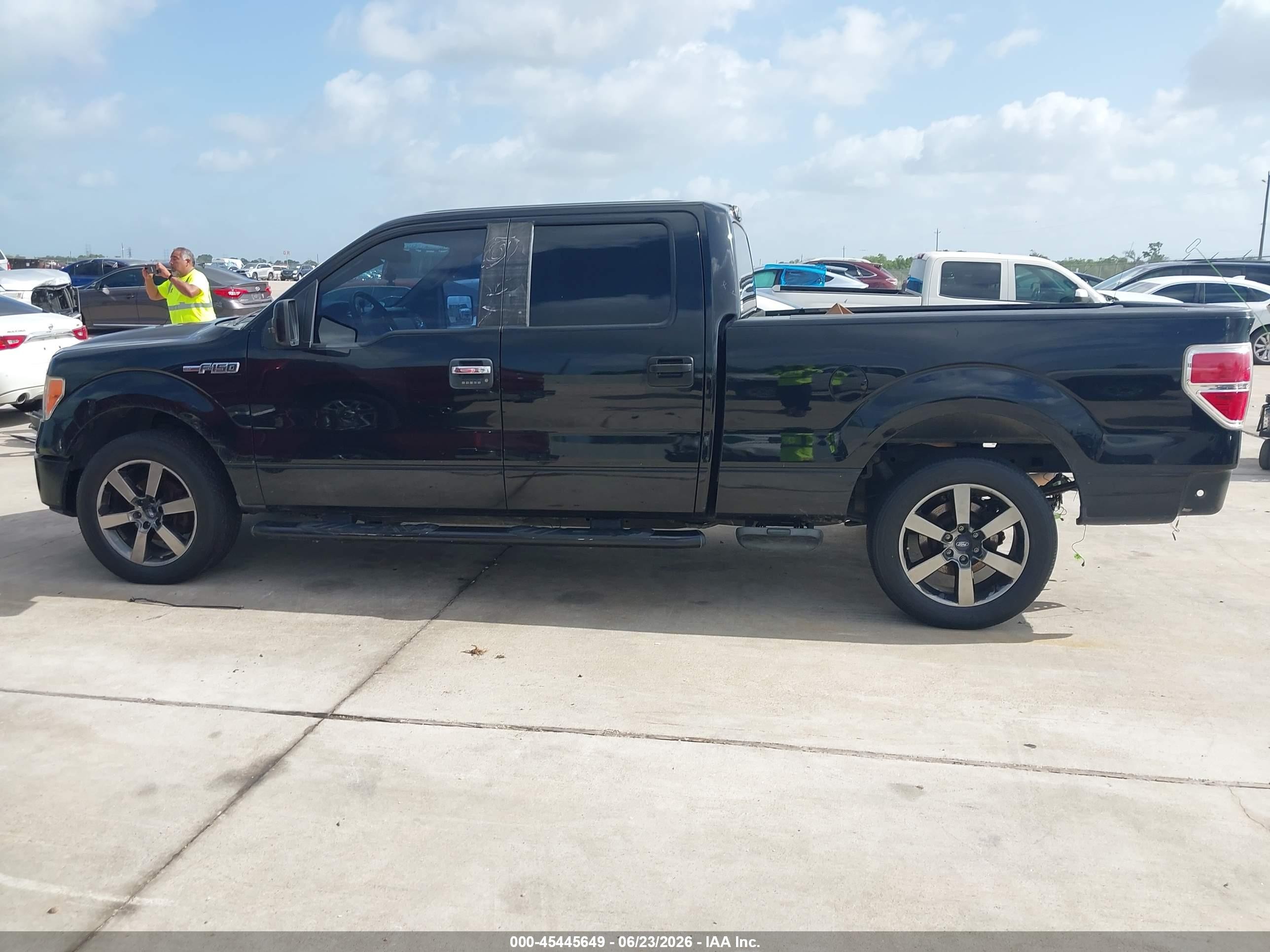 2009 Ford F-150 Xlt Black vin: 1FTPW12V49FA75709