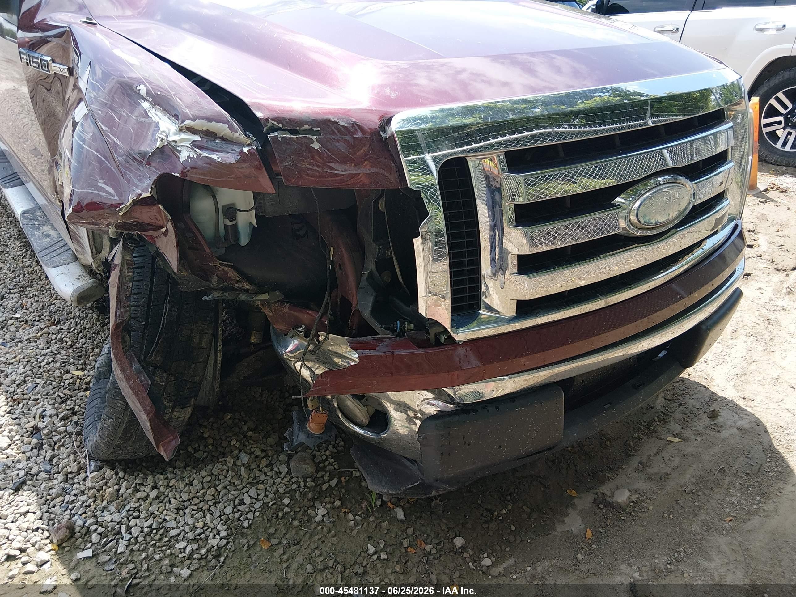 2009 Ford F-150 Xlt Red vin: 1FTPW12V59FB05851