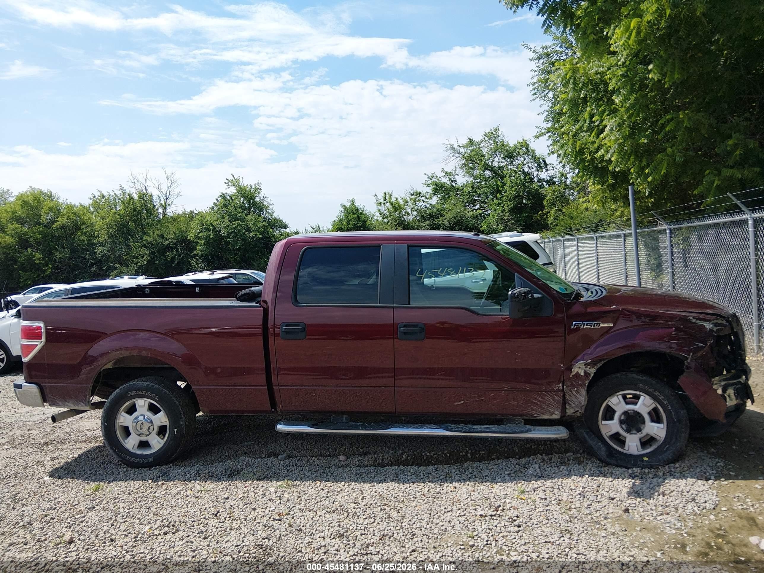2009 Ford F-150 Xlt Red vin: 1FTPW12V59FB05851