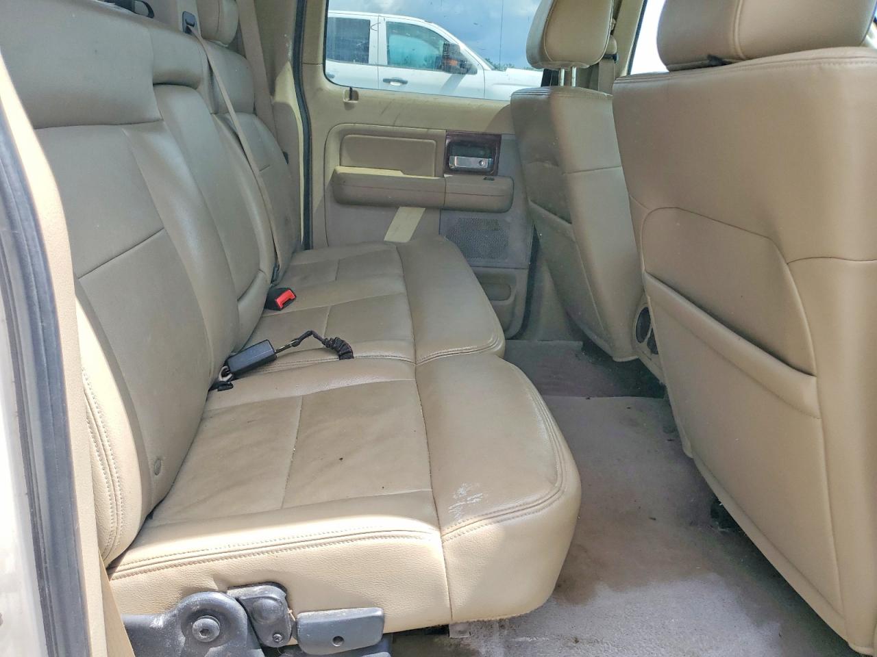 2007 Ford F150 Supercrew White vin: 1FTPW12V67FA44894