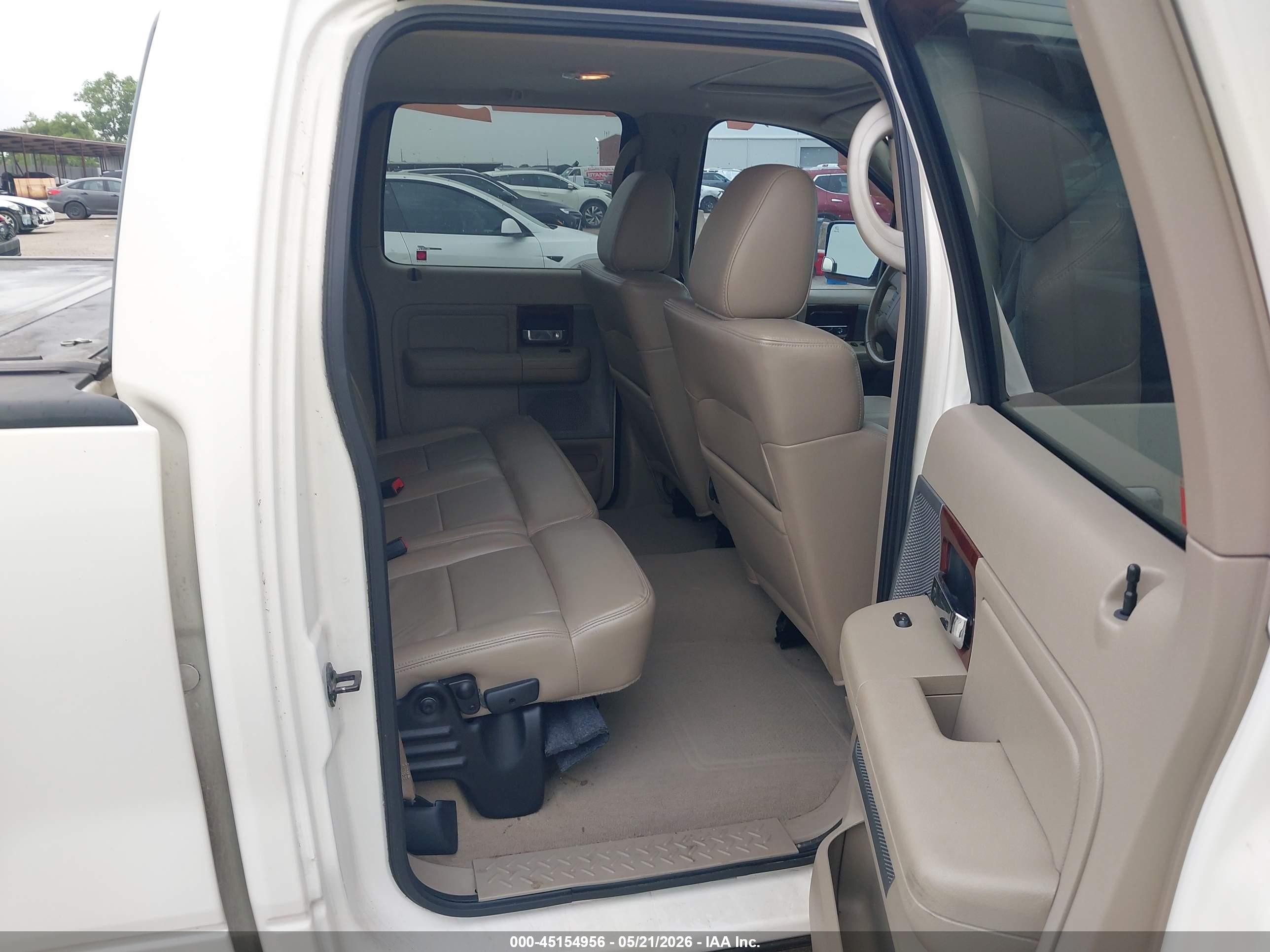 2008 Ford F-150 Lariat Cream vin: 1FTPW12V68FB90374