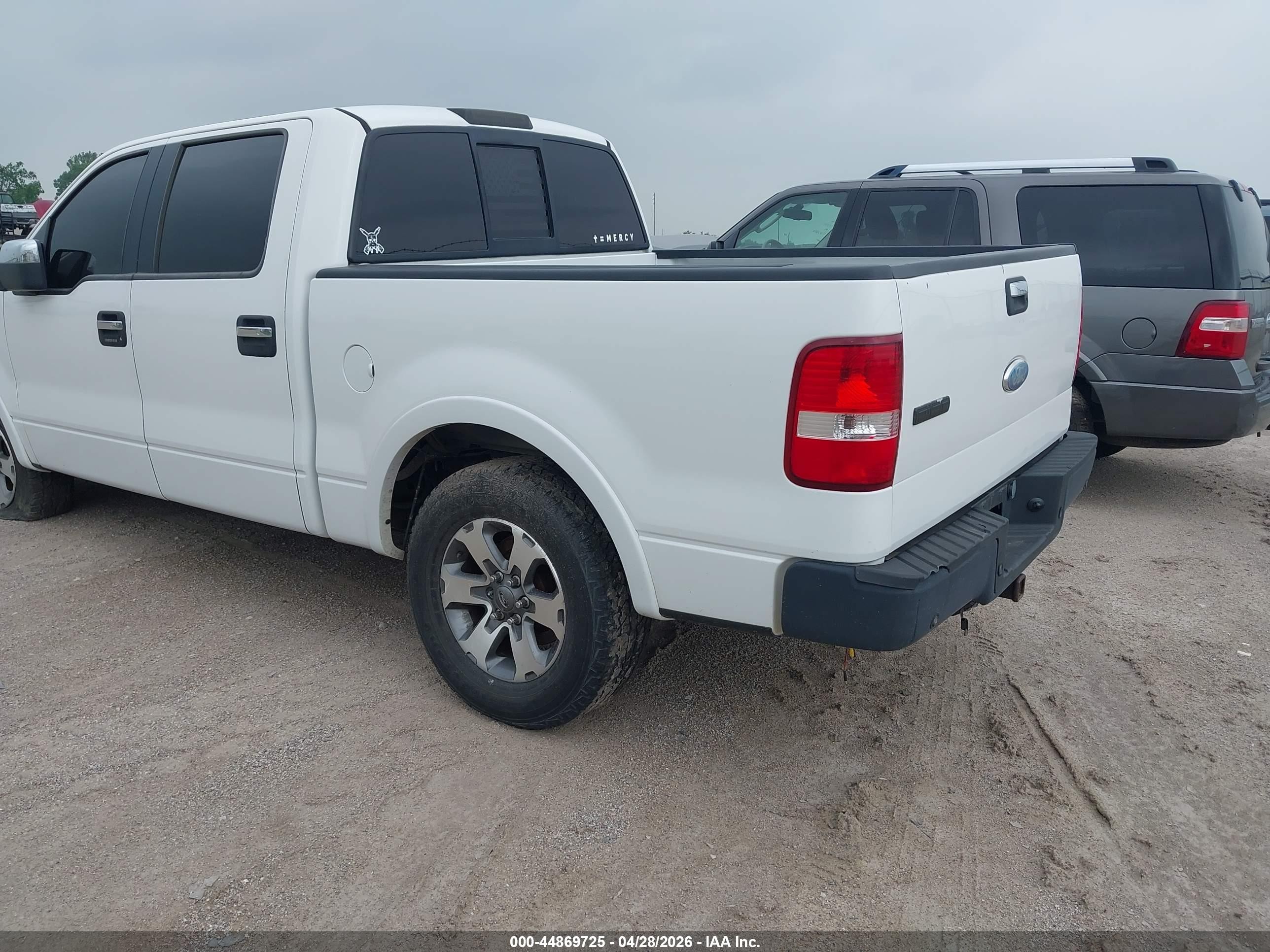 2006 Ford F-150 Lariat/xlt White vin: 1FTPW12V76KD06489