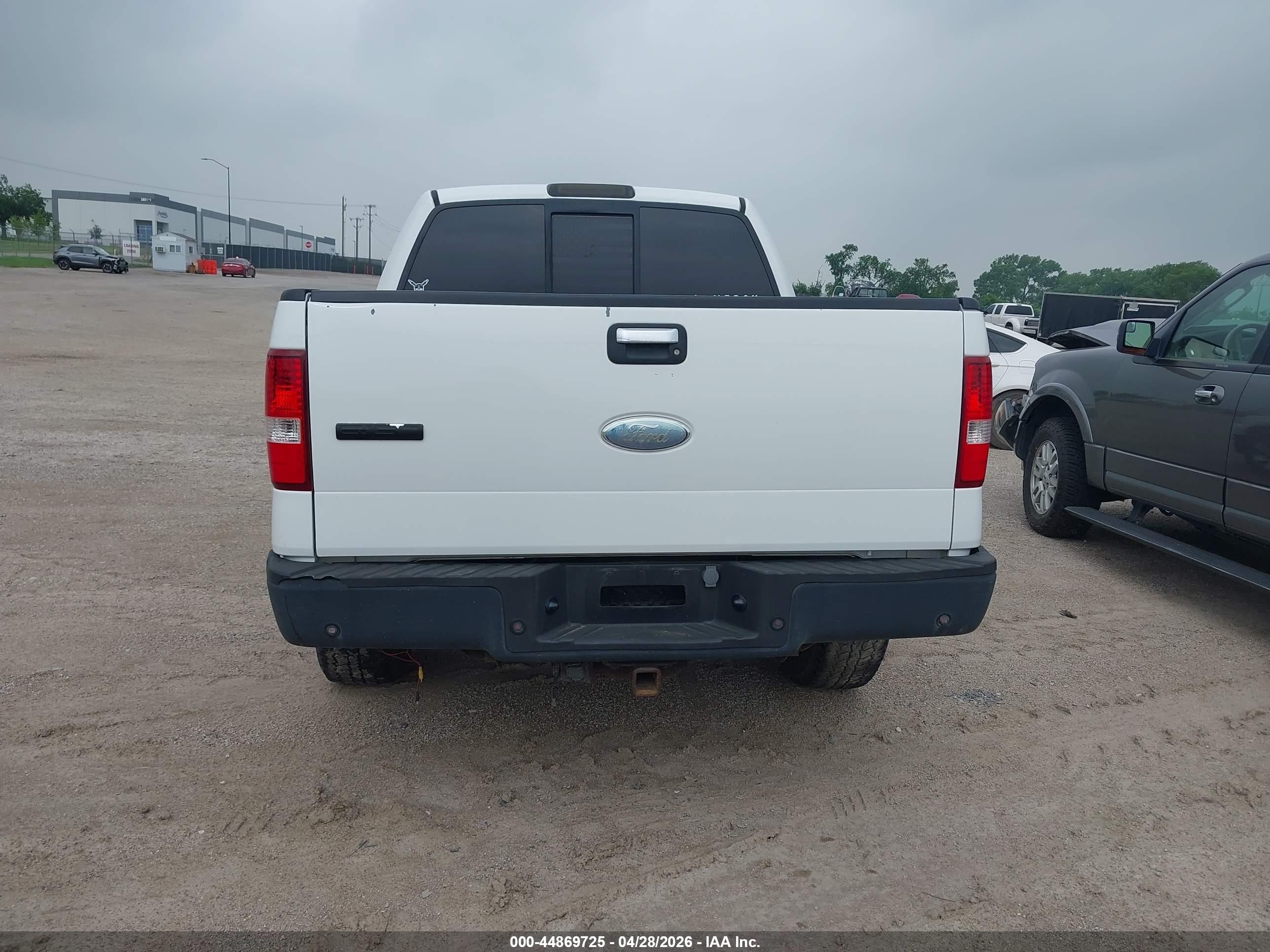 2006 Ford F-150 Lariat/xlt White vin: 1FTPW12V76KD06489