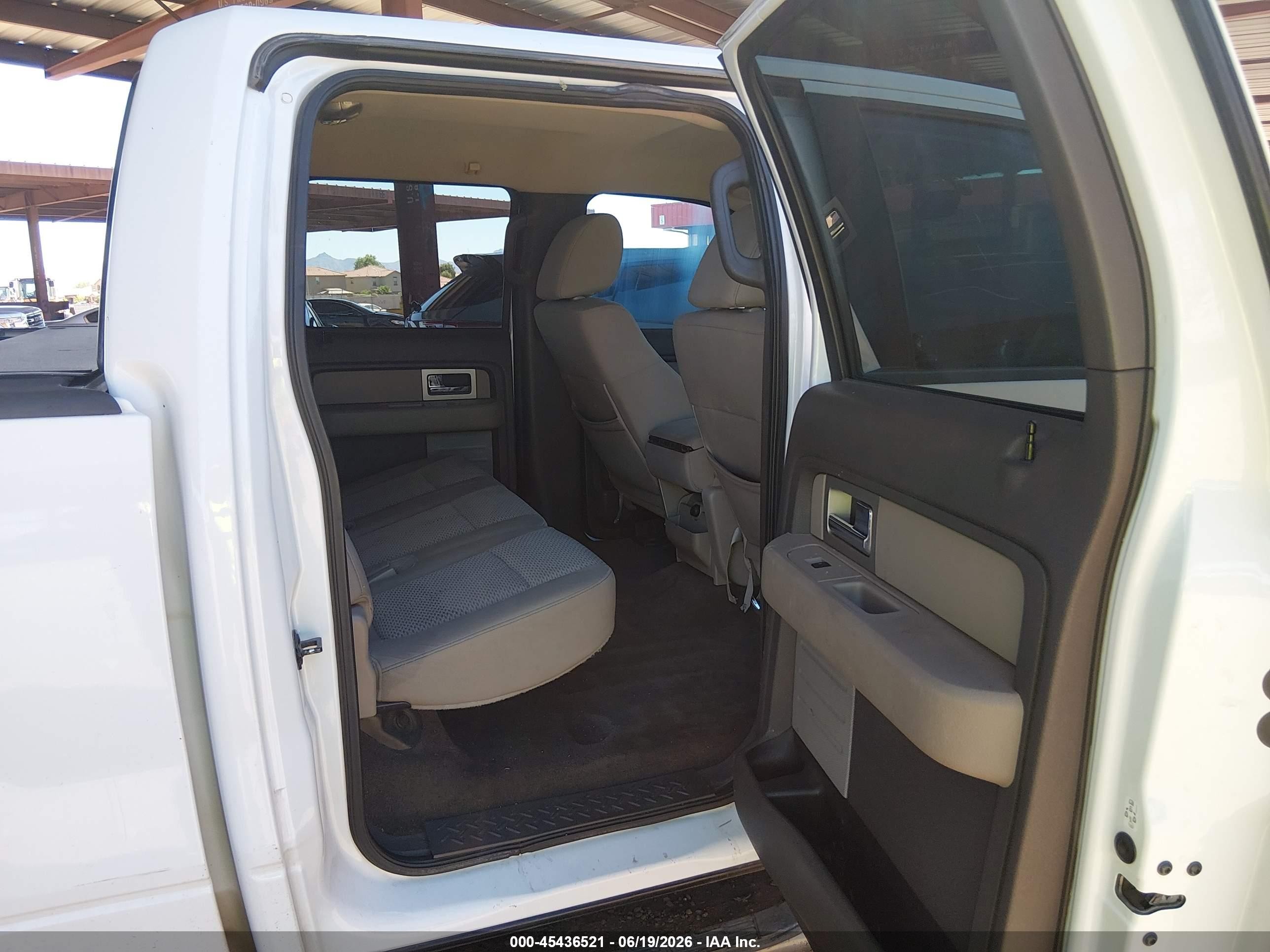 2009 Ford F-150 King Ranch/lariat/platinum/xl/xlt White vin: 1FTPW12V79FA15259