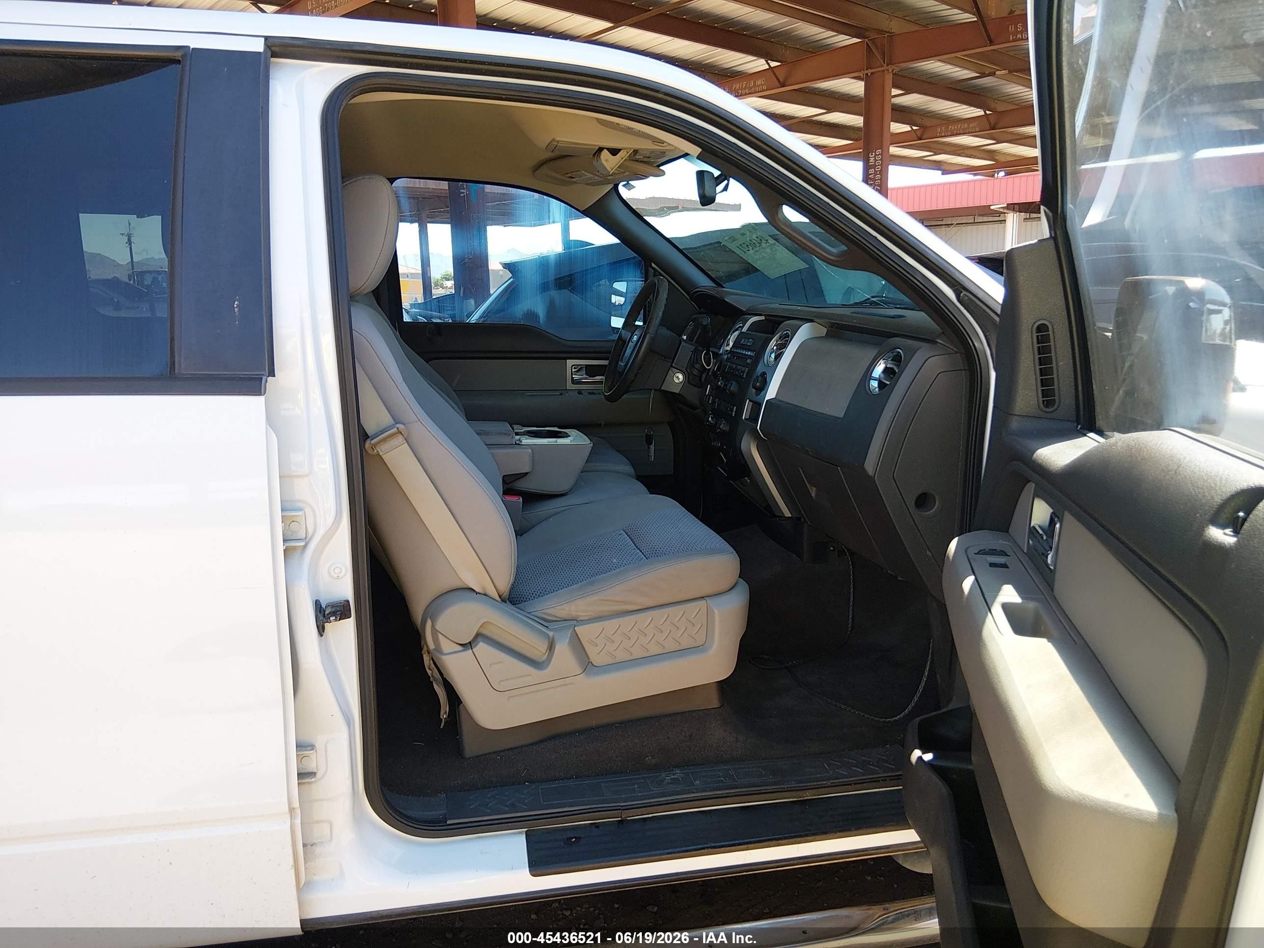 2009 Ford F-150 King Ranch/lariat/platinum/xl/xlt White vin: 1FTPW12V79FA15259