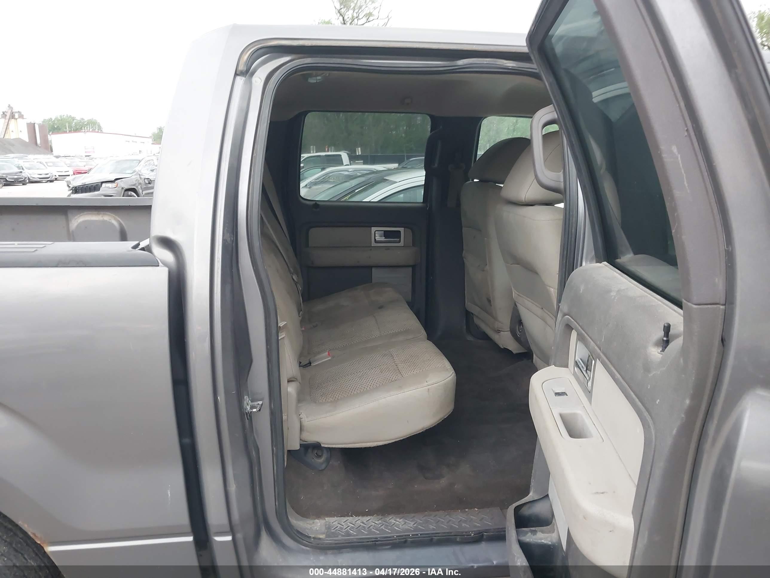 2009 Ford F-150 Xlt Gray vin: 1FTPW12V79KC73370