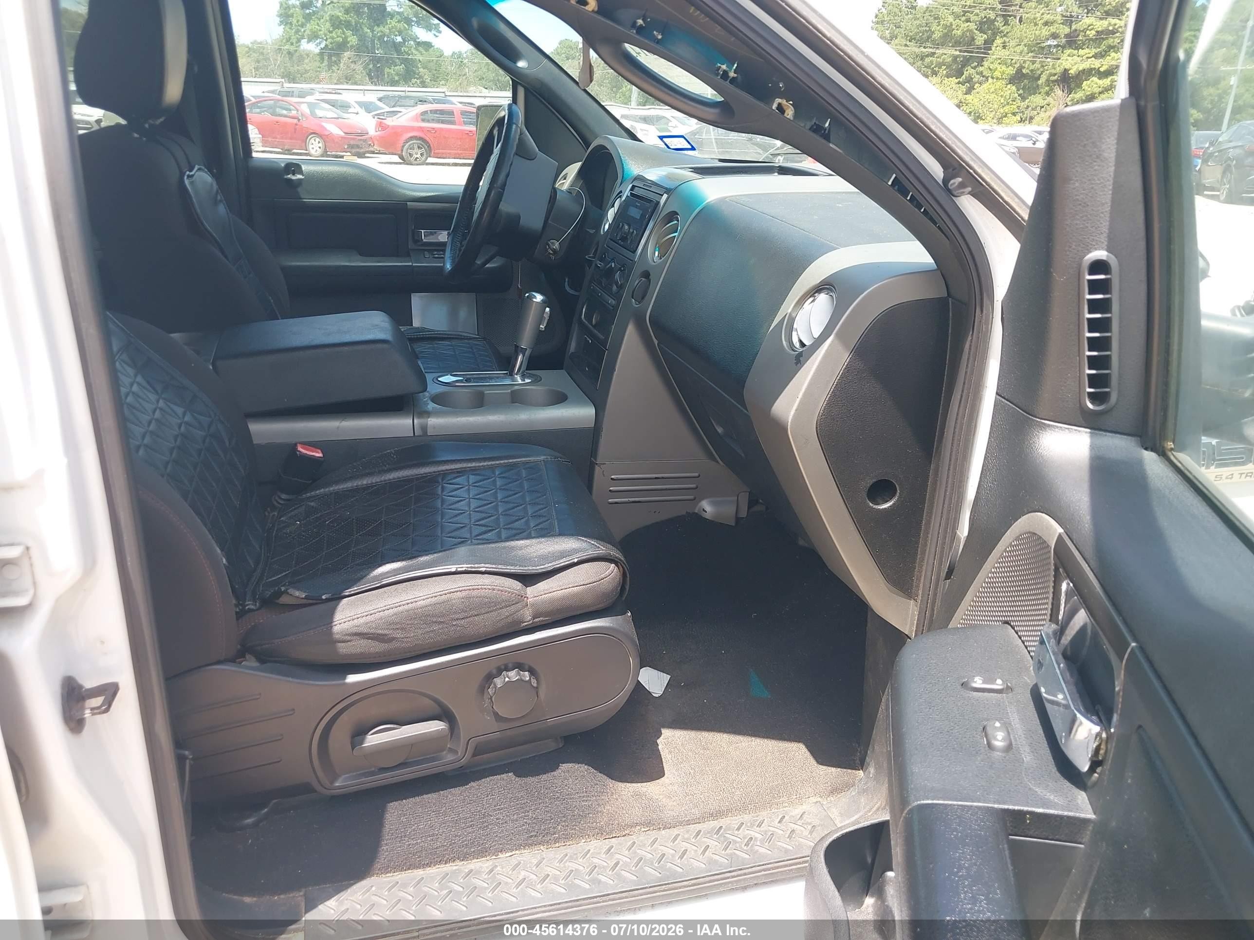 2007 Ford F-150 Lariat/xlt White vin: 1FTPW12V87KB22633
