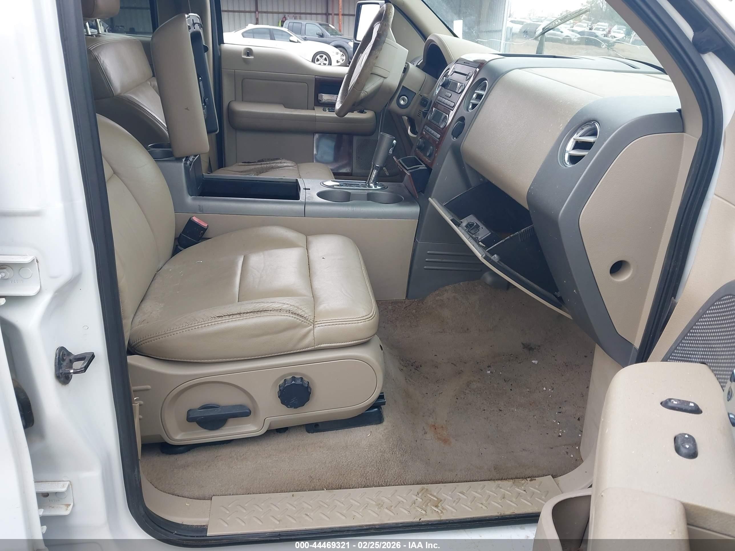 2008 Ford F-150 60th Anniversary/fx2/king Ranch/lariat/xlt White vin: 1FTPW12V98FA07002
