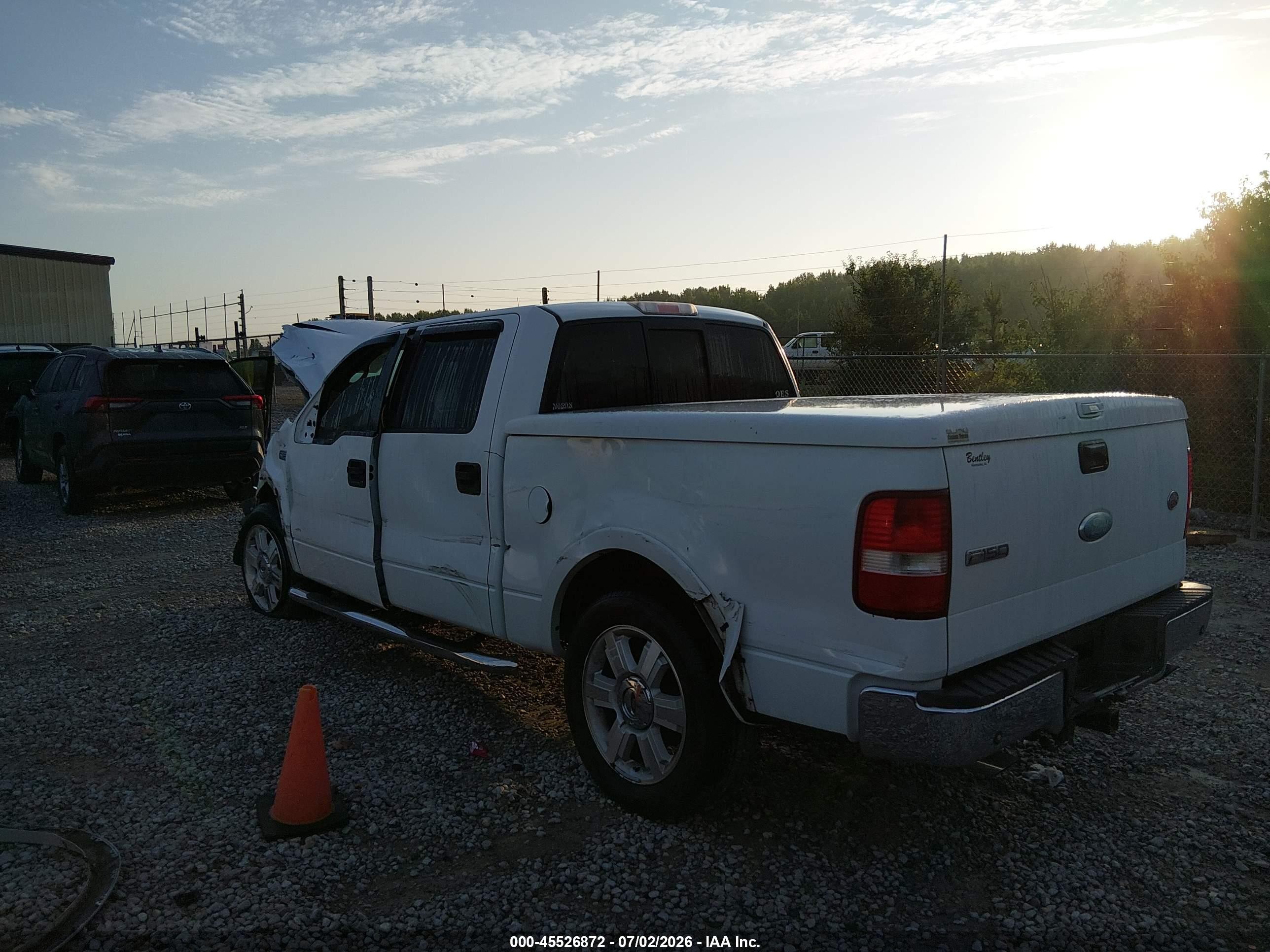 2006 Ford F-150 Lariat/xlt White vin: 1FTPW12VX6KC46241
