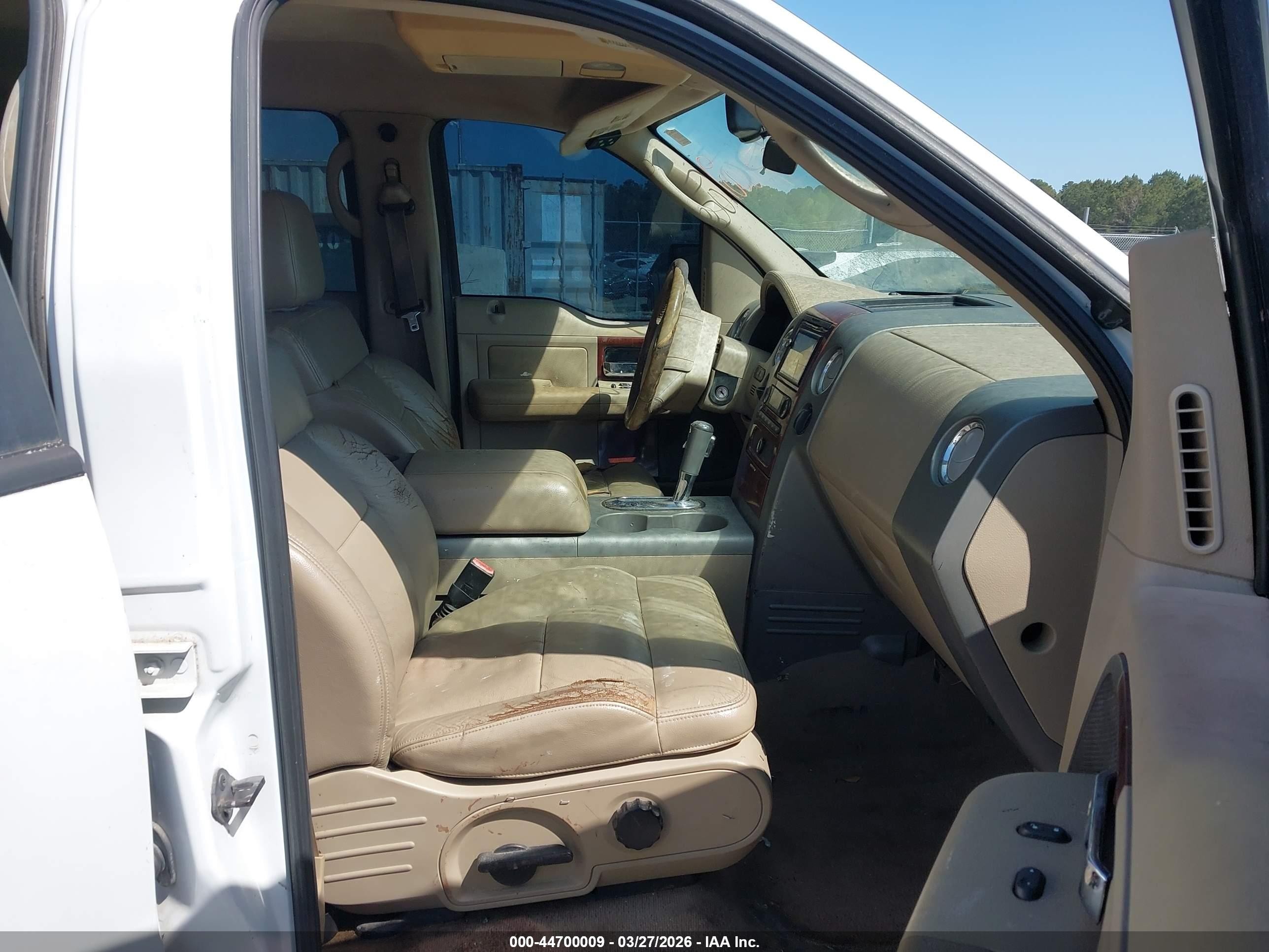 2007 Ford F-150 Lariat/xlt White vin: 1FTPW12VX7KD01031