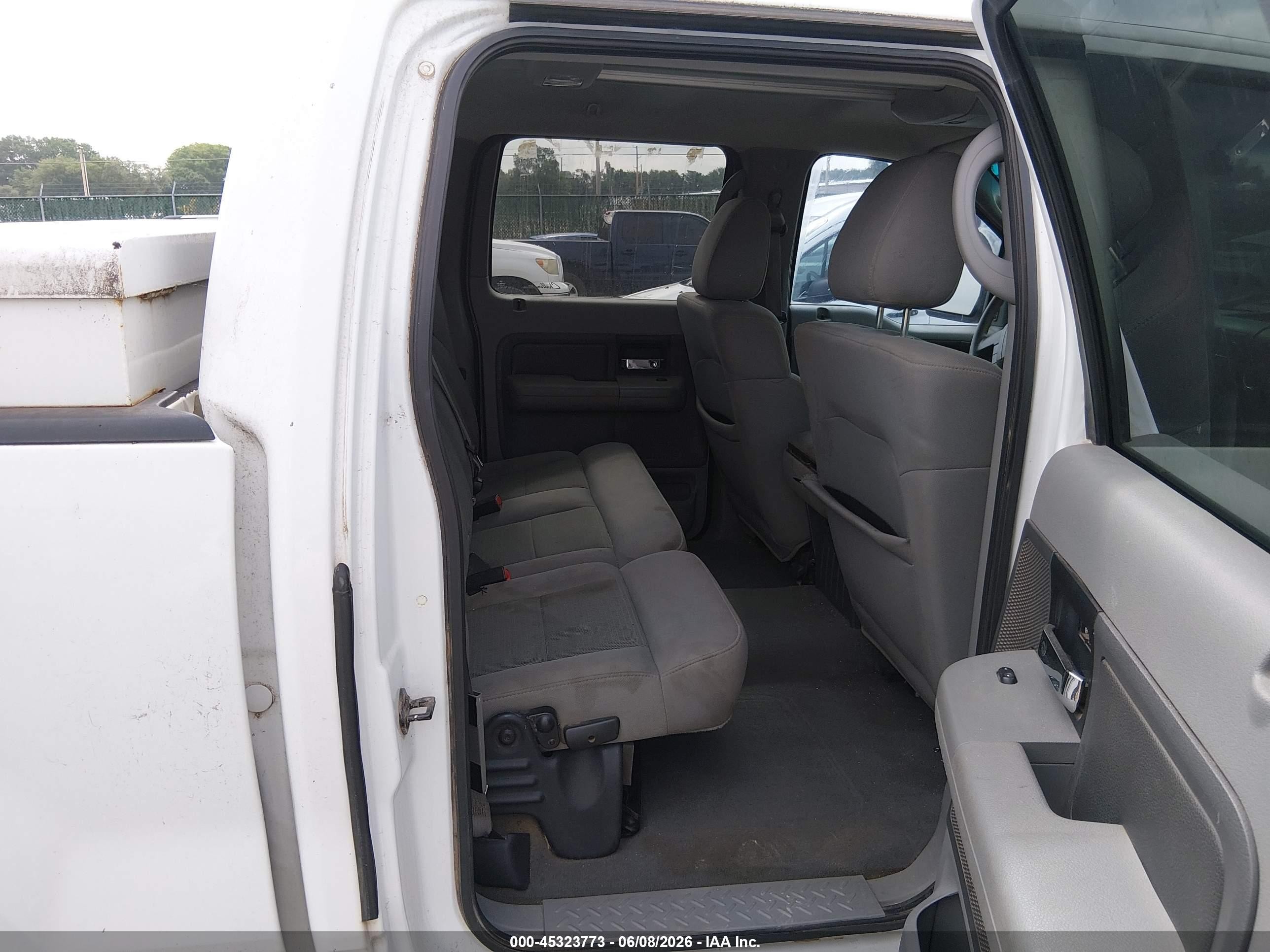 2004 Ford F-150 Fx4/lariat/xlt White vin: 1FTPW14504KB13790