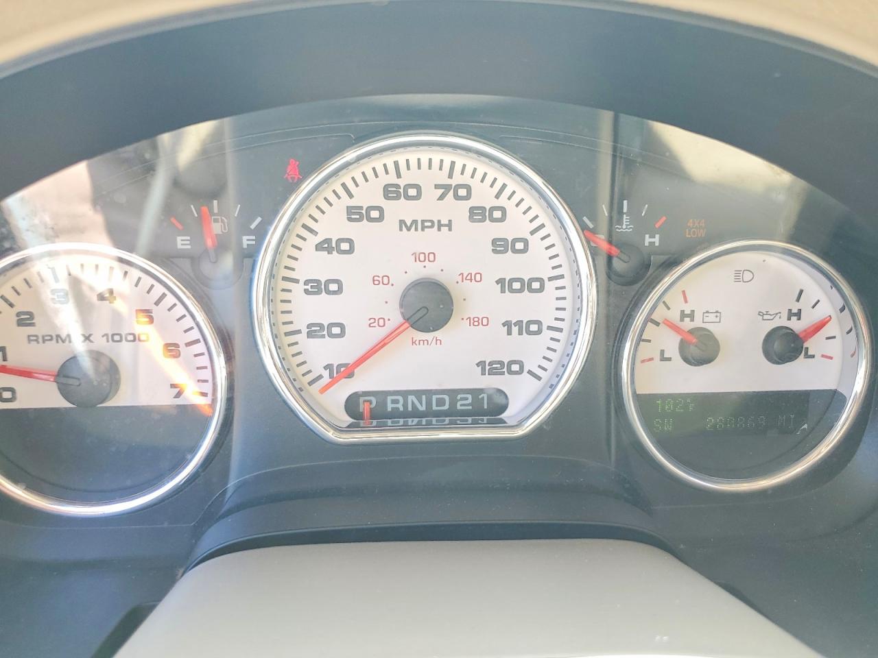 2004 Ford F150 Supercrew Beige vin: 1FTPW14504KB96833