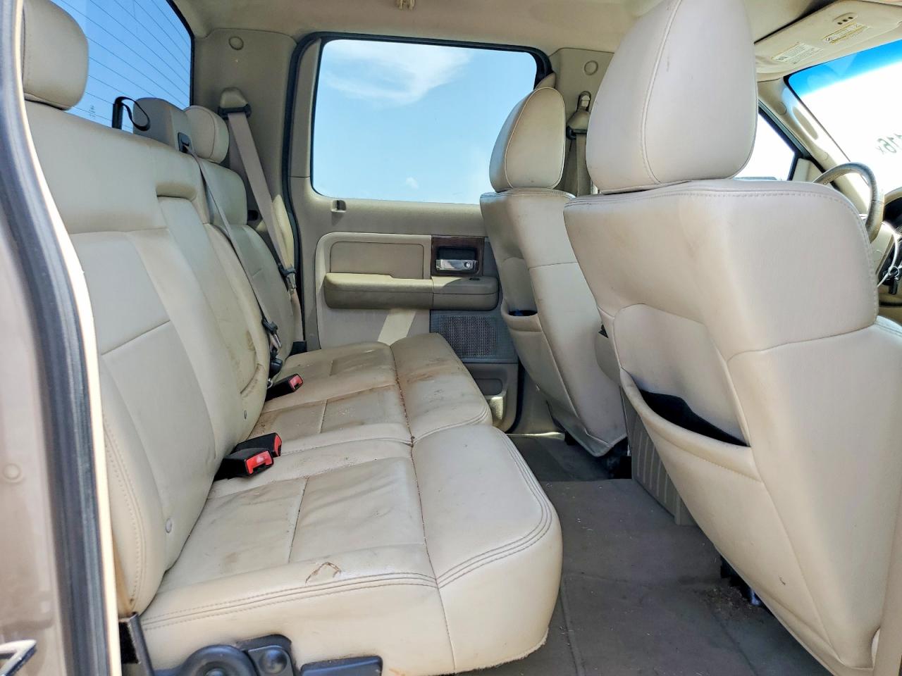 2004 Ford F150 Supercrew Beige vin: 1FTPW14504KB96833