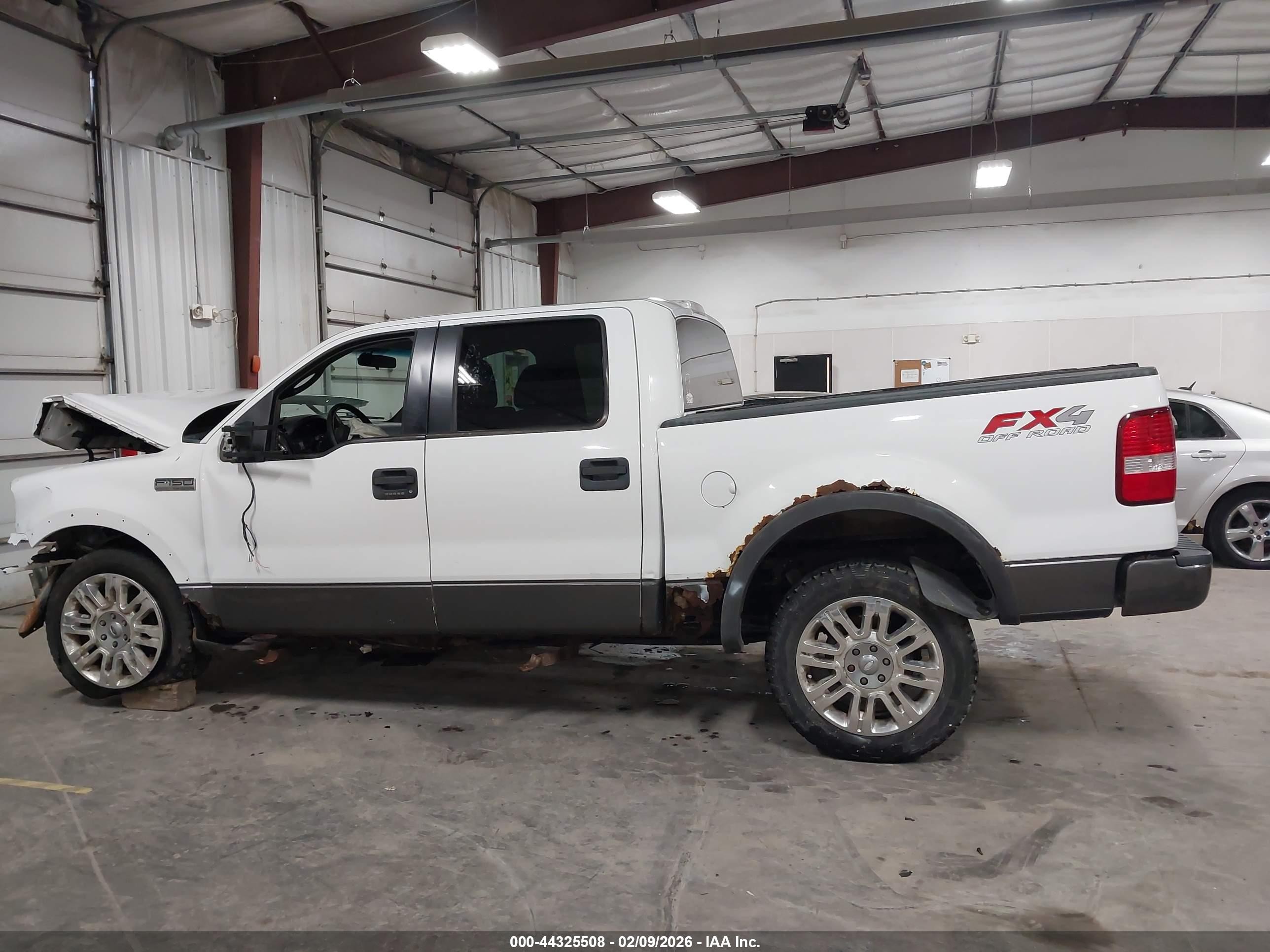 2005 Ford F-150 Fx4/lariat/xlt White vin: 1FTPW14505FA30404