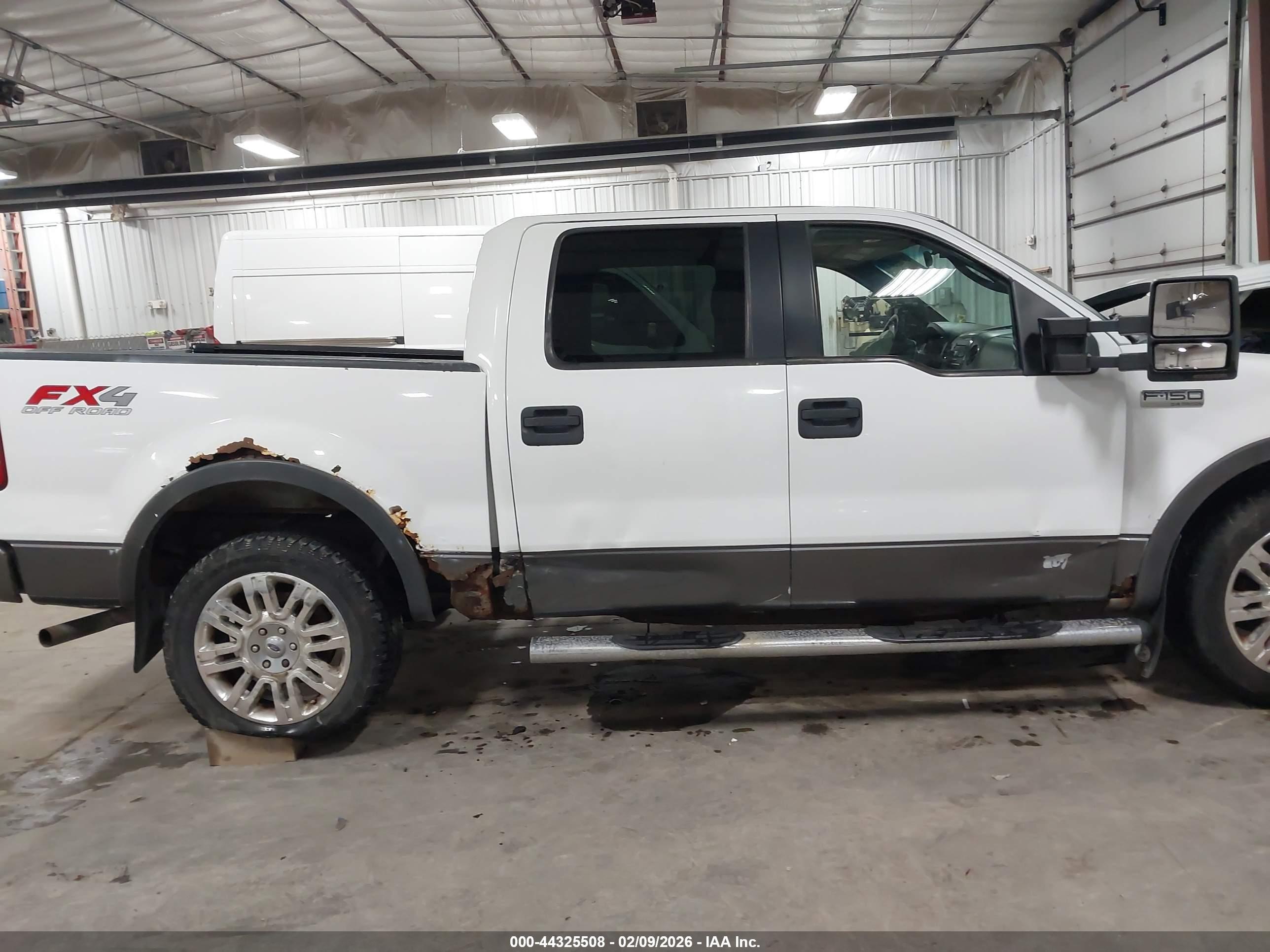 2005 Ford F-150 Fx4/lariat/xlt White vin: 1FTPW14505FA30404
