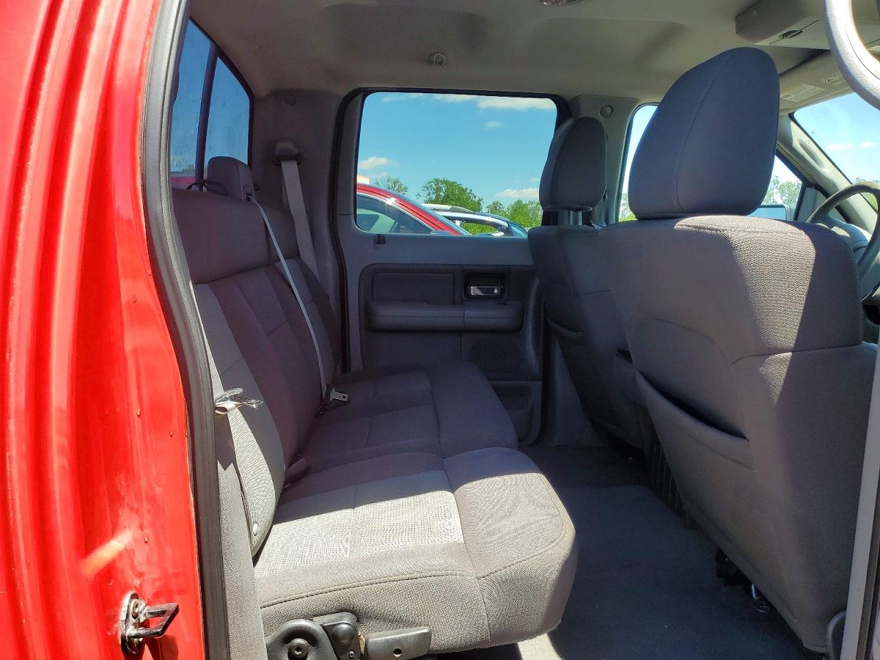 2005 Ford F150 Supercrew Red vin: 1FTPW14505FB54298