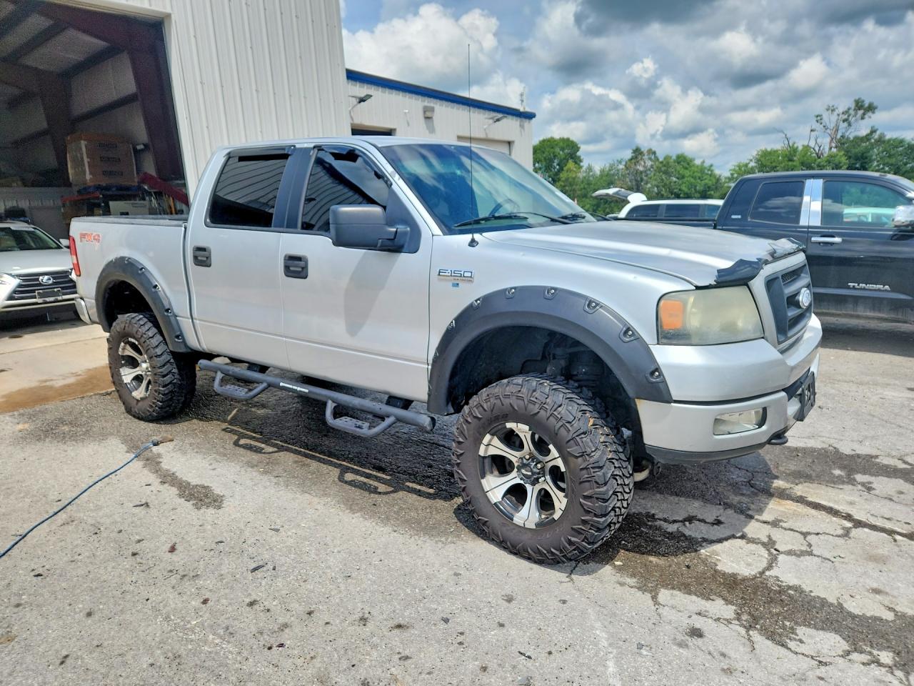 2005 Ford F150 Supercrew Silver vin: 1FTPW14505FB57816
