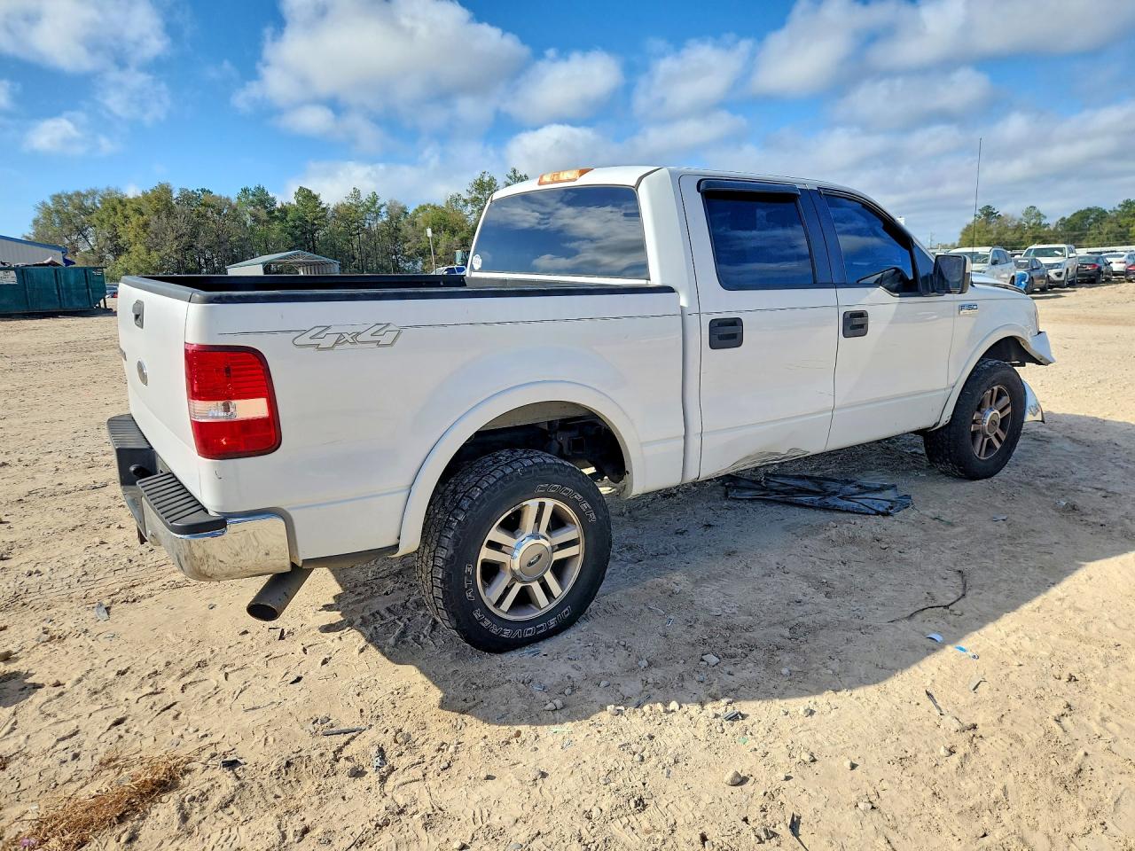2005 Ford F150 Supercrew White vin: 1FTPW14505KE77726
