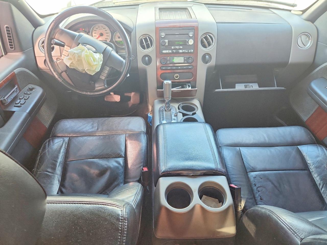 2005 Ford F150 Supercrew White vin: 1FTPW14505KE77726