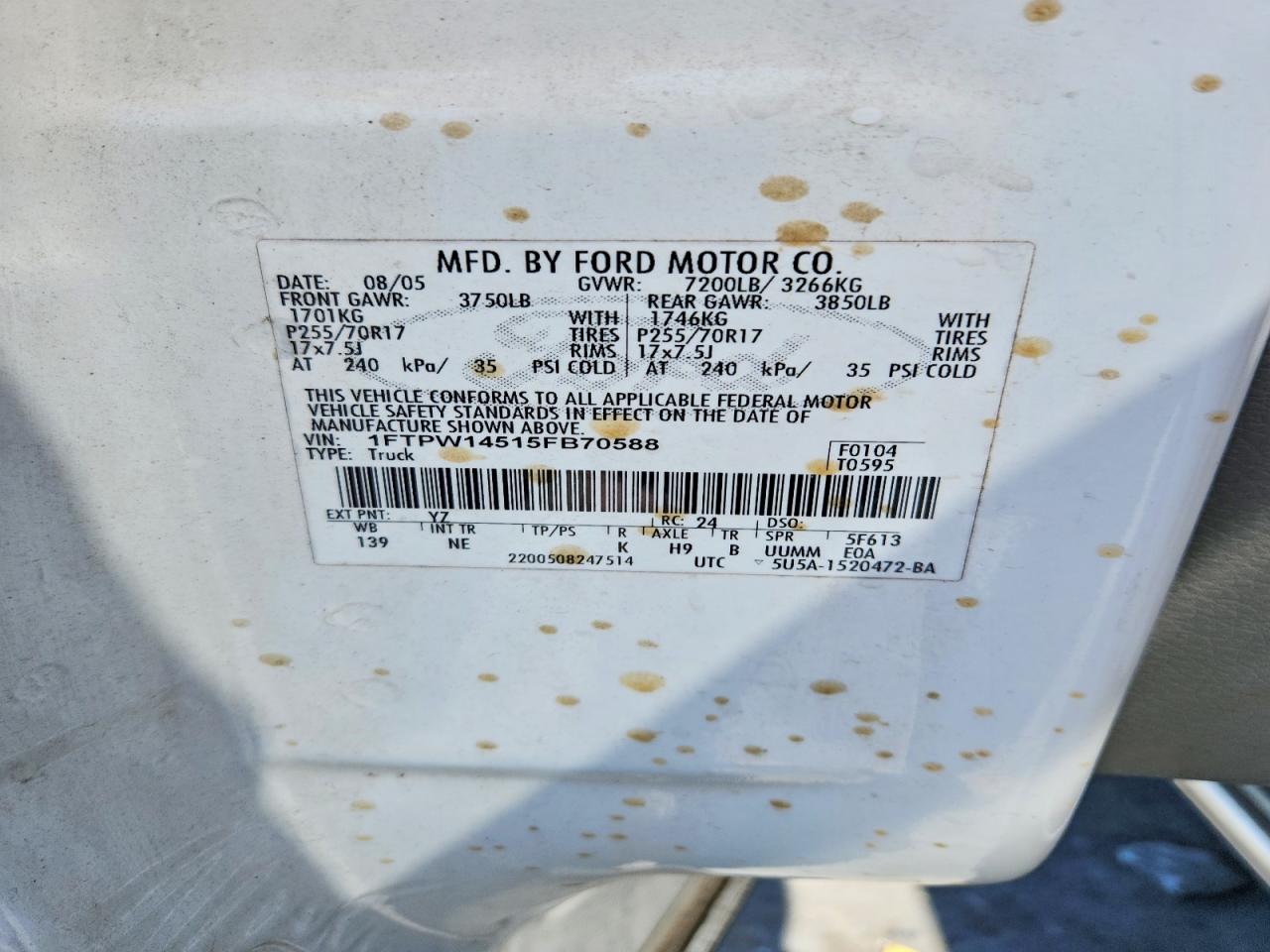 2005 Ford F150 Supercrew White vin: 1FTPW14515FB70588