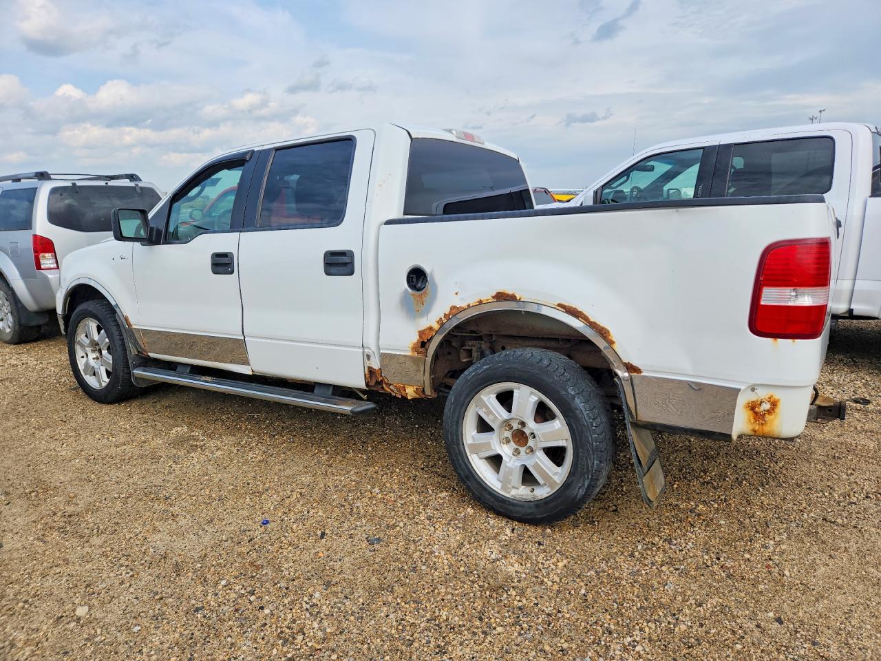 2005 Ford F150 Supercrew White vin: 1FTPW14515KE60367