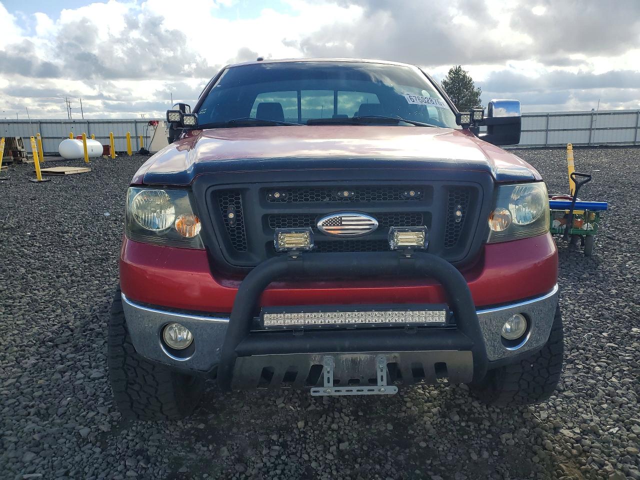 2007 Ford F150 Supercrew Red vin: 1FTPW14517FA76522