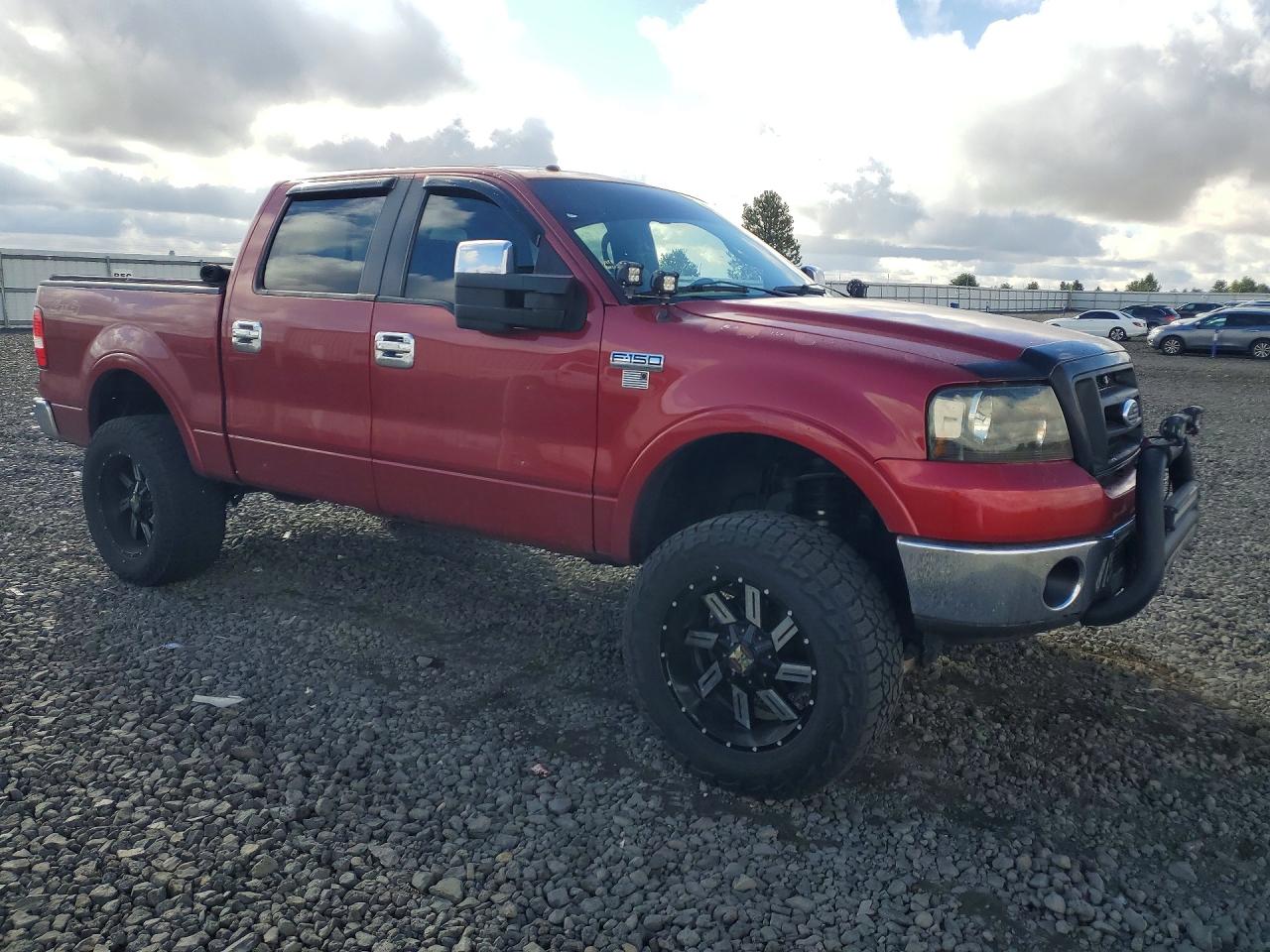2007 Ford F150 Supercrew Red vin: 1FTPW14517FA76522