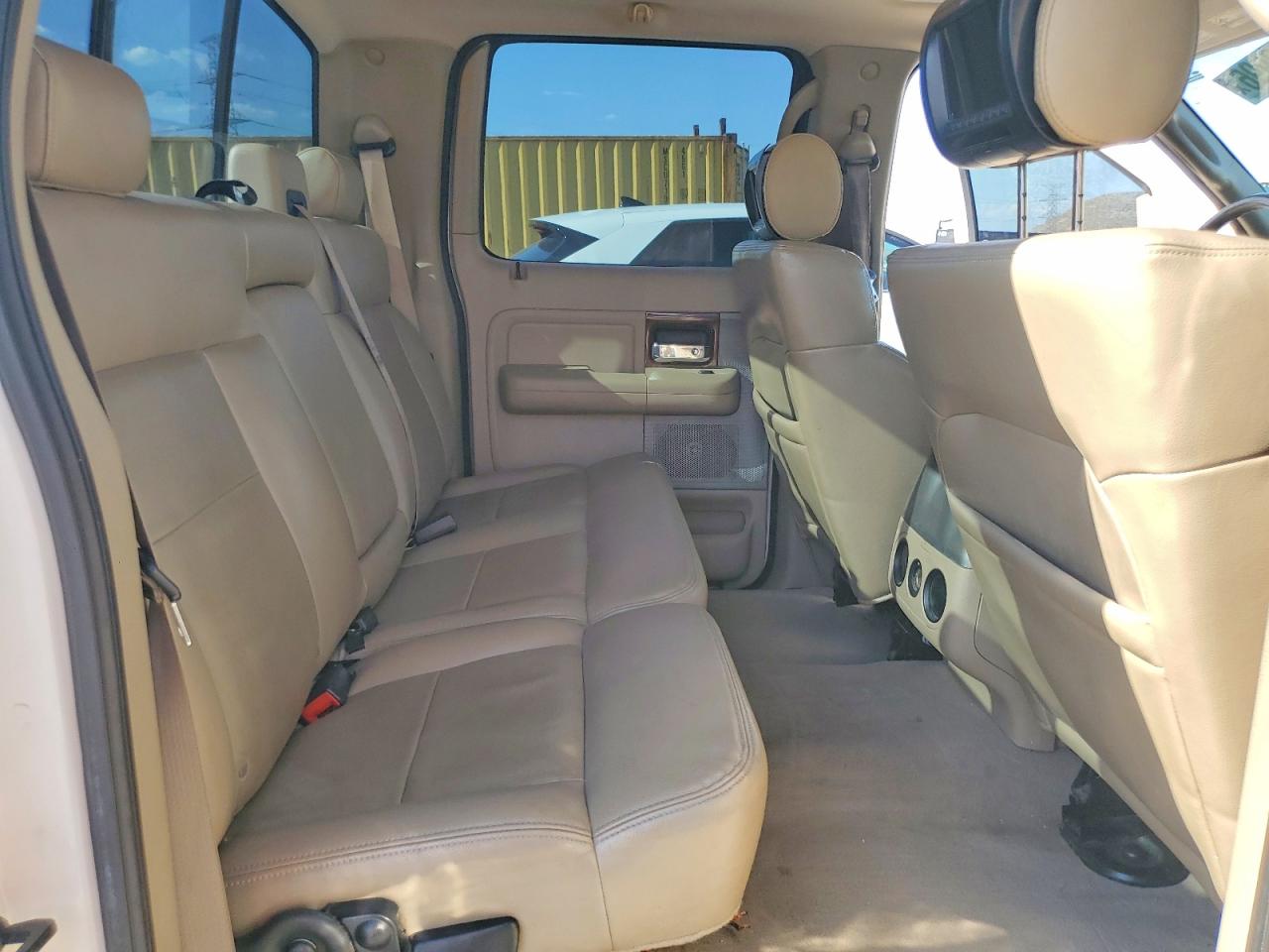 2007 Ford F150 Supercrew Cream vin: 1FTPW14517FB75129