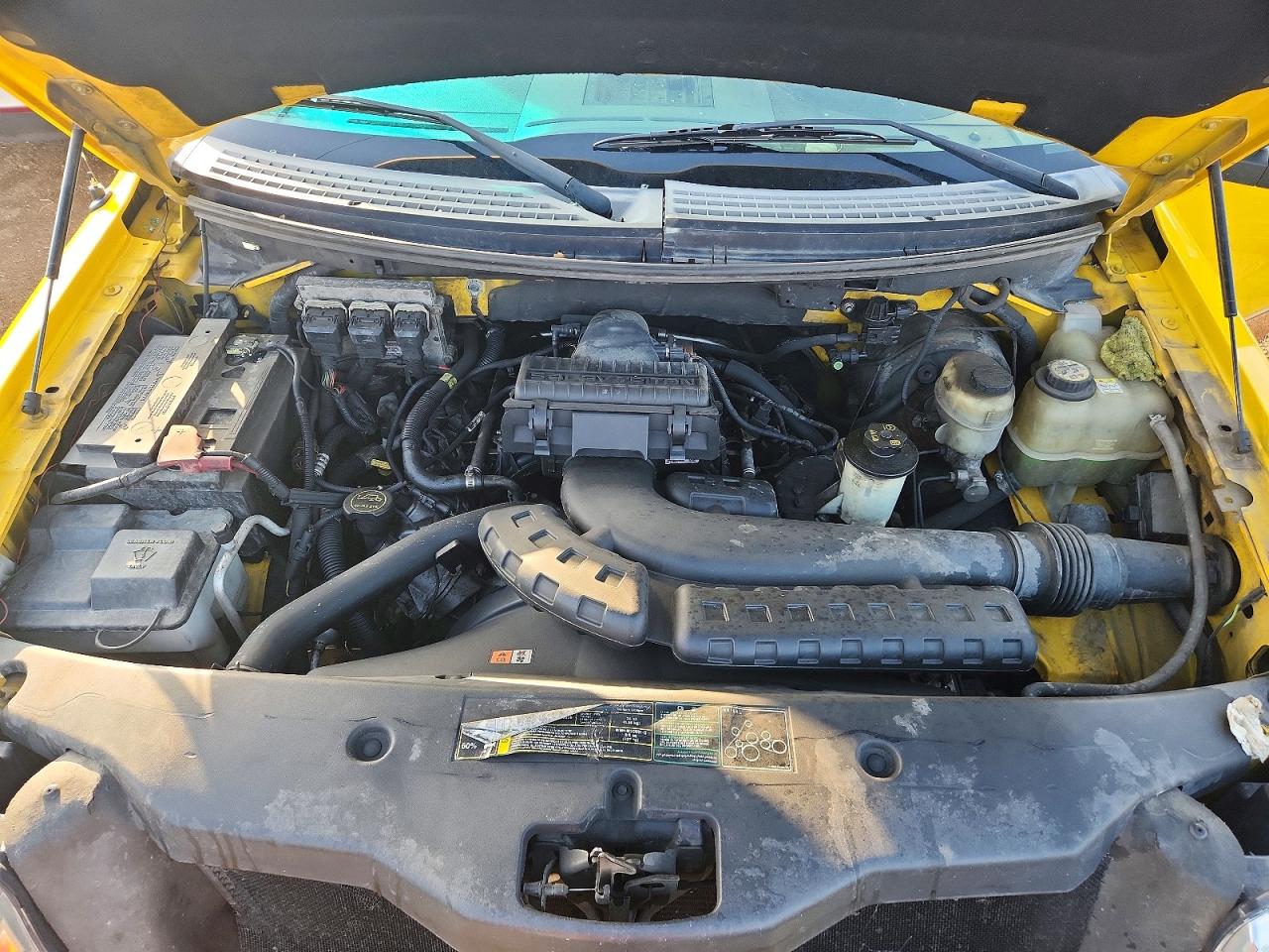 2004 Ford F150 Supercrew Yellow vin: 1FTPW14524KD58526