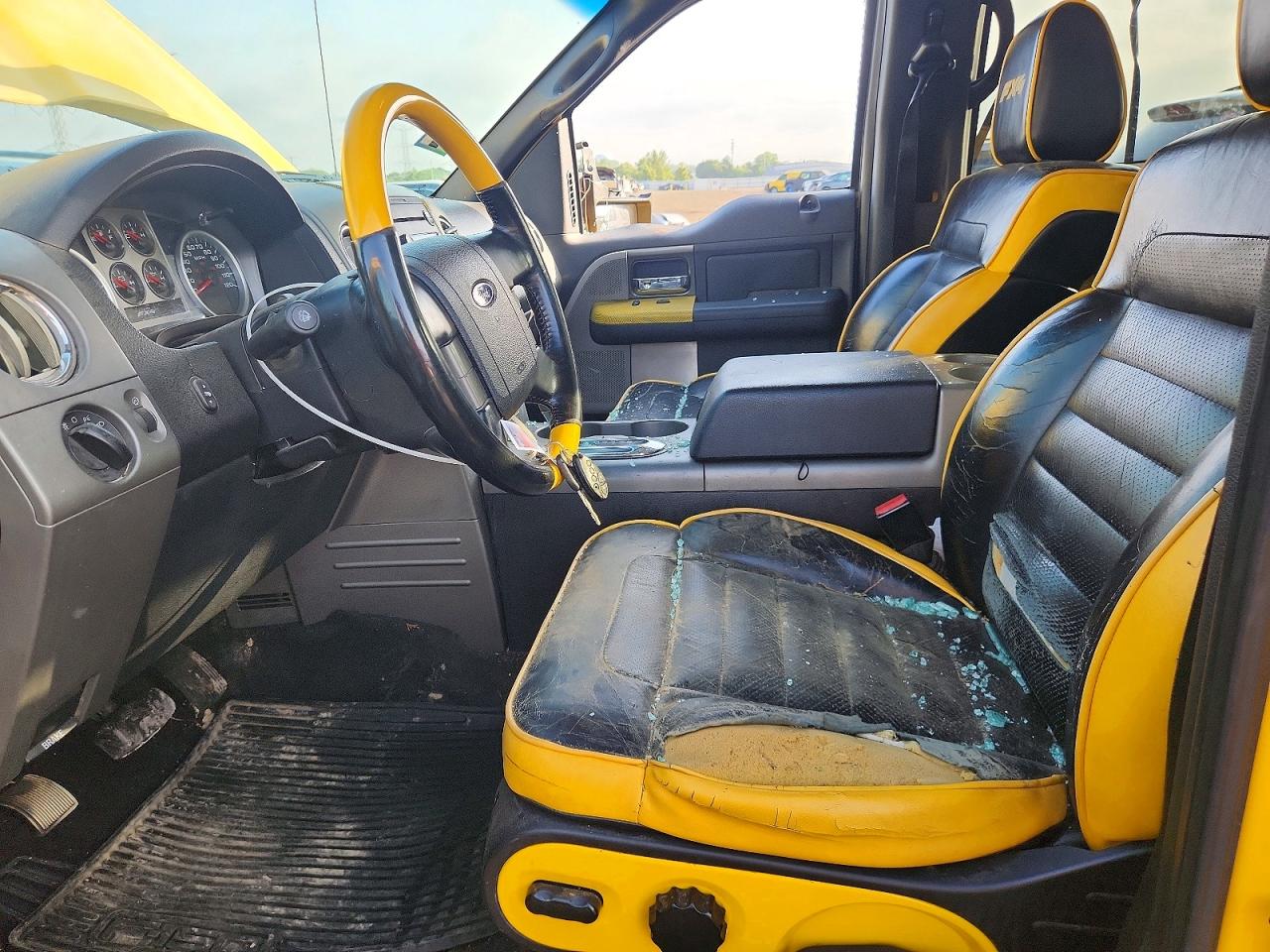 2004 Ford F150 Supercrew Yellow vin: 1FTPW14524KD58526