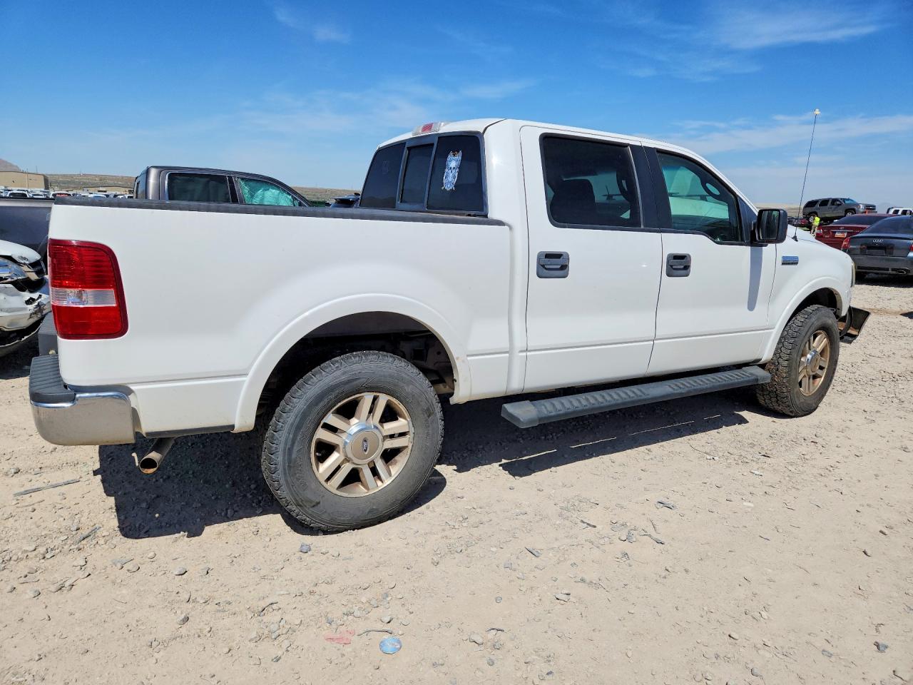 2005 Ford F150 Supercrew White vin: 1FTPW14525KE44680