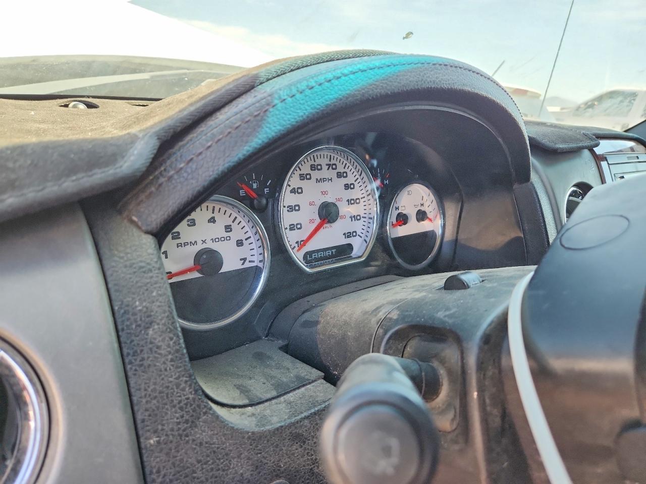 2005 Ford F150 Supercrew White vin: 1FTPW14525KE44680