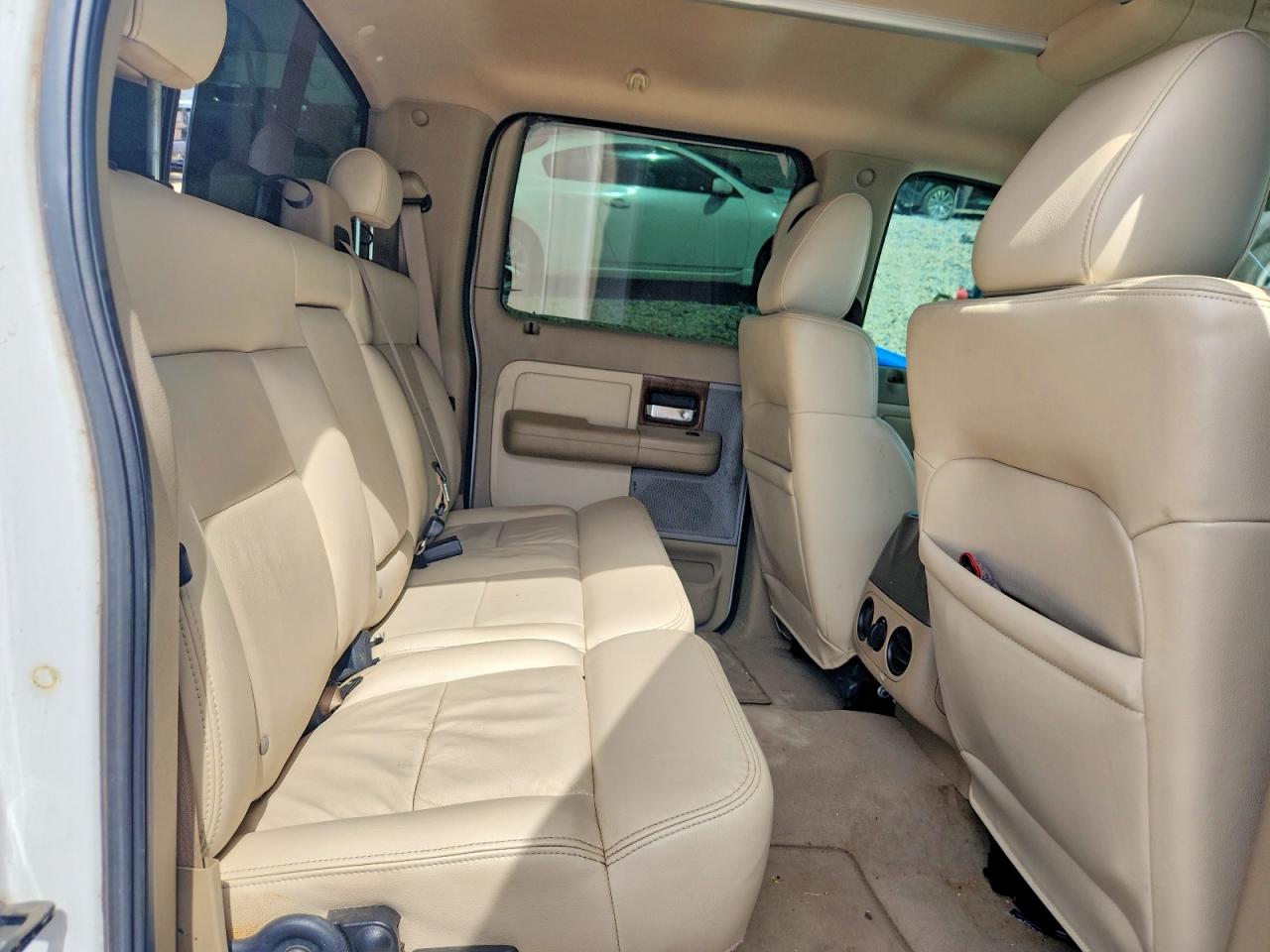2004 Ford F150 Supercrew White vin: 1FTPW14534KC32790