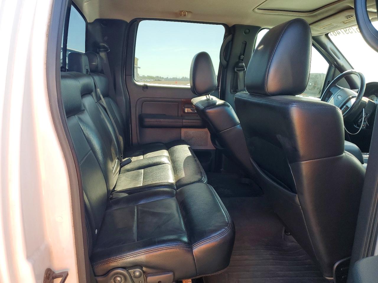 2006 Ford F150 Supercrew White vin: 1FTPW14536FA88802