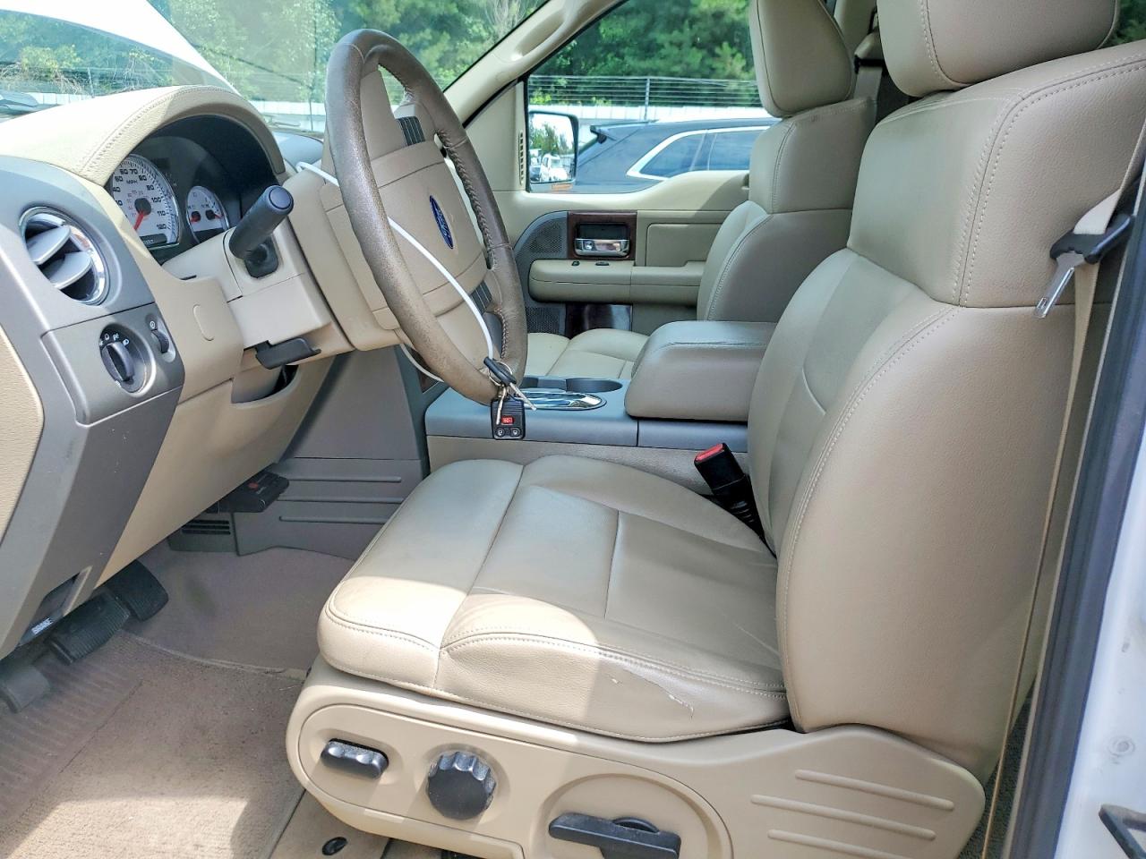 2006 Ford F150 Supercrew White vin: 1FTPW14546FB33004