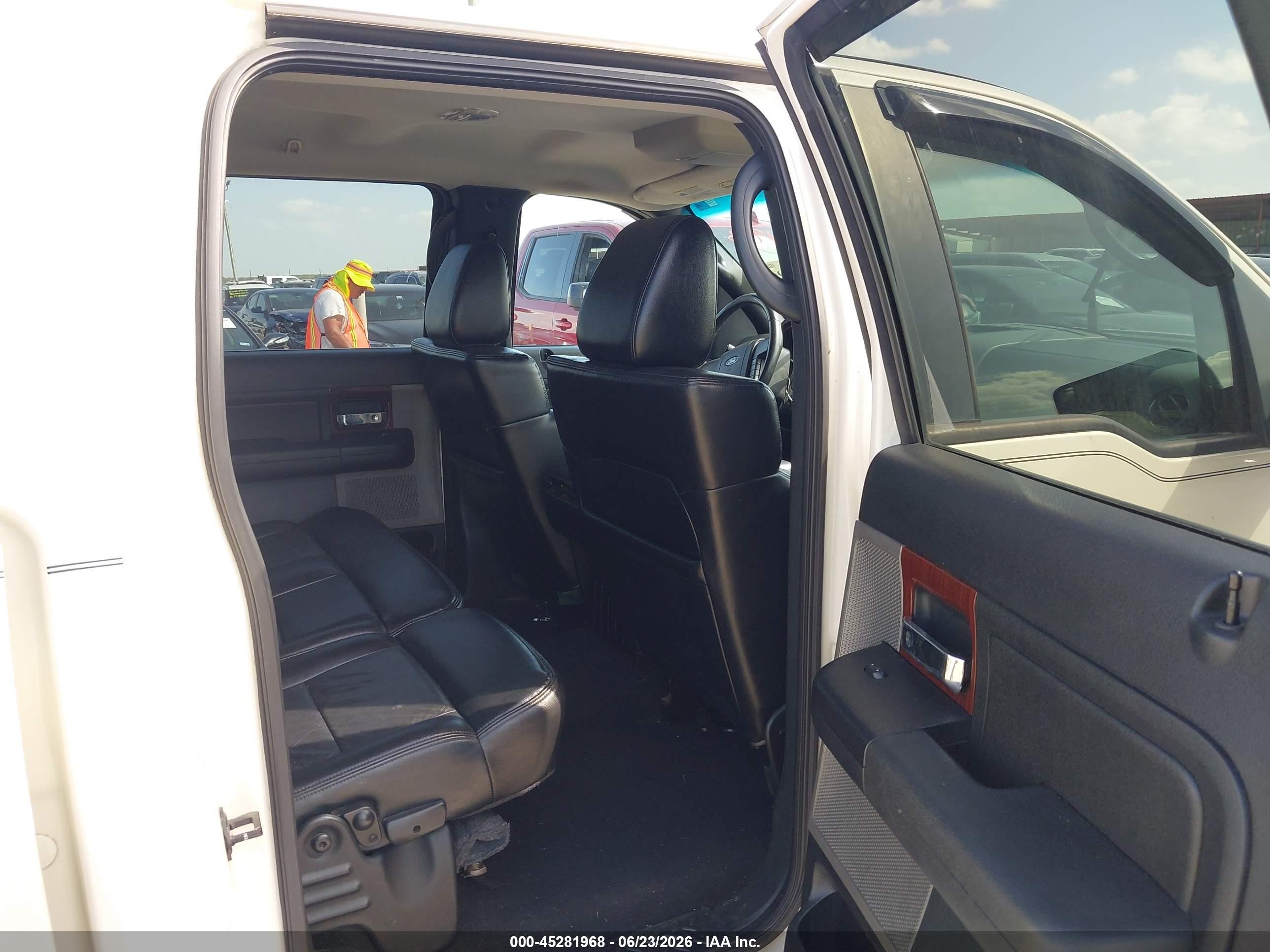 2007 Ford F-150 Fx4/lariat/xlt Cream vin: 1FTPW14547FB38009