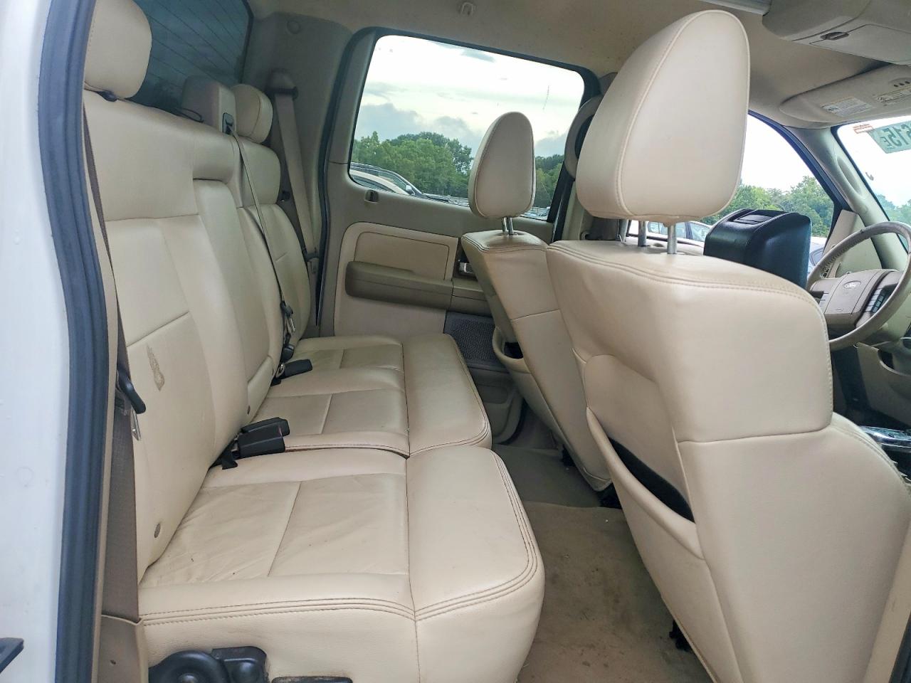 2004 Ford F150 Supercrew White vin: 1FTPW14554FA42840
