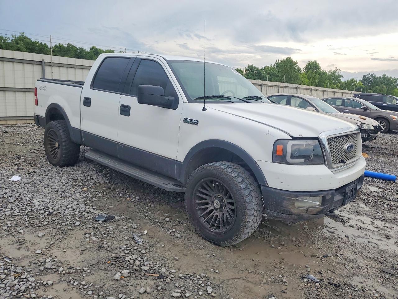 2004 Ford F150 Supercrew White vin: 1FTPW14554FA42840
