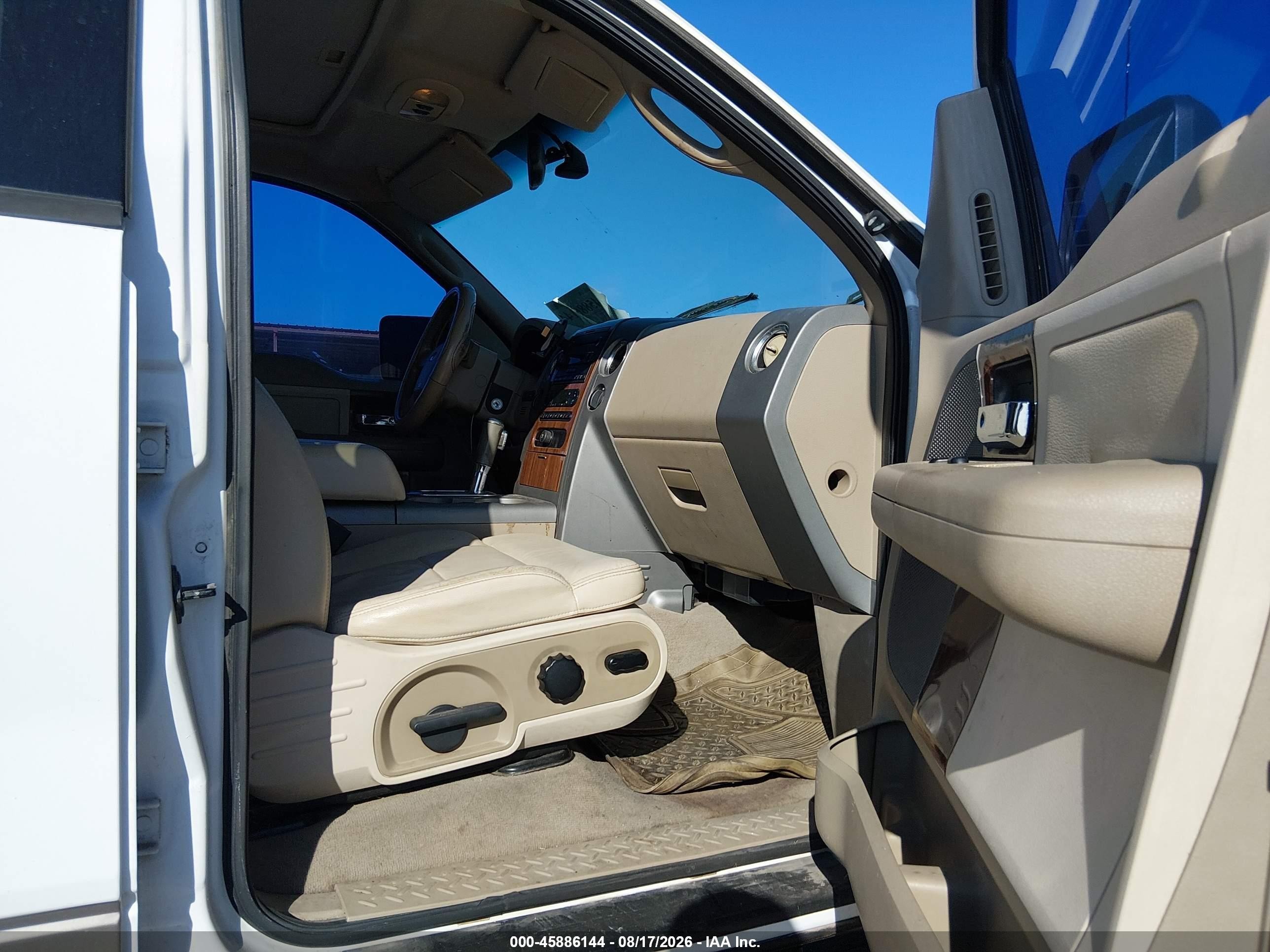 2004 Ford F-150 Fx4/lariat/xlt White vin: 1FTPW14554KB02123