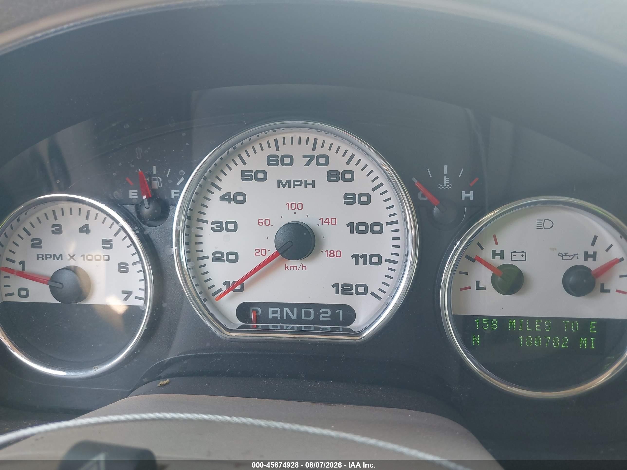 2004 Ford F-150   White vin: 1FTPW14554KB70552
