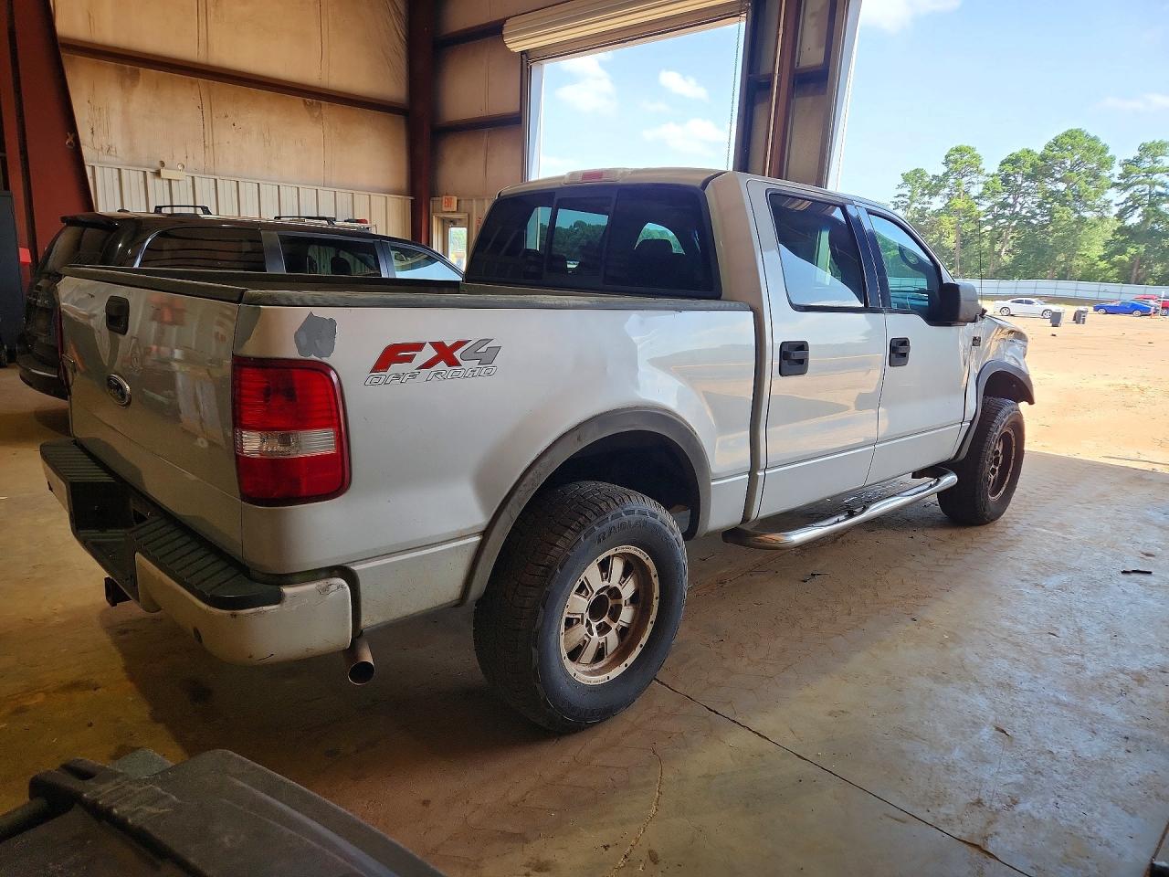 2004 Ford F150 Supercrew Silver vin: 1FTPW14554KC73325