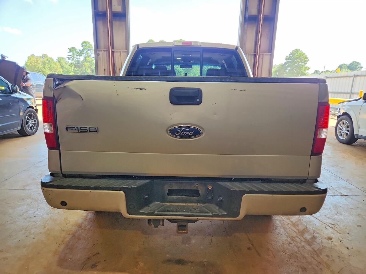 2004 Ford F150 Supercrew Silver vin: 1FTPW14554KC73325